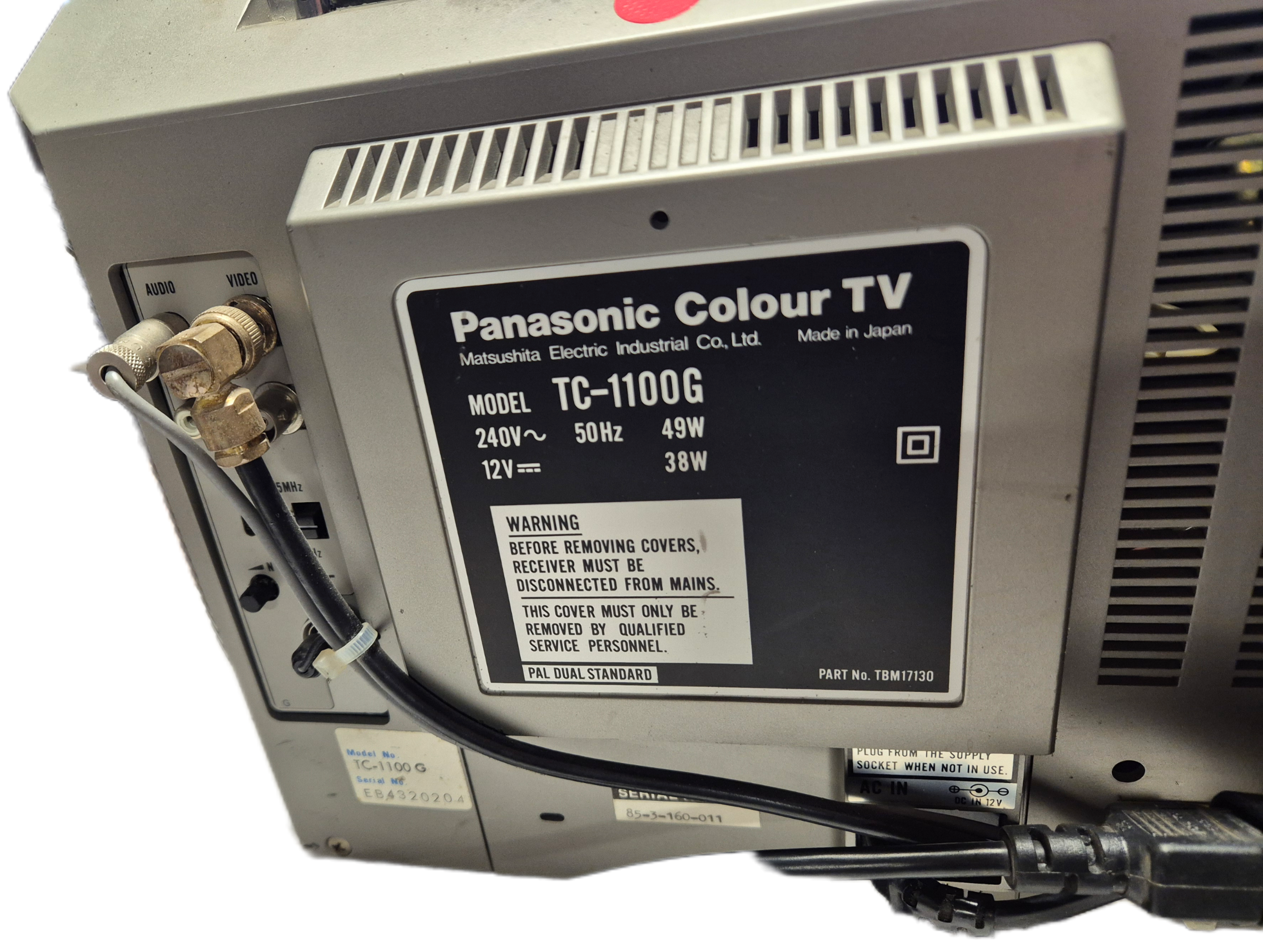 Panasonic TC-1100G Colour TV + NV-180 VHS Video Recorder ( TC-1100G ) USED