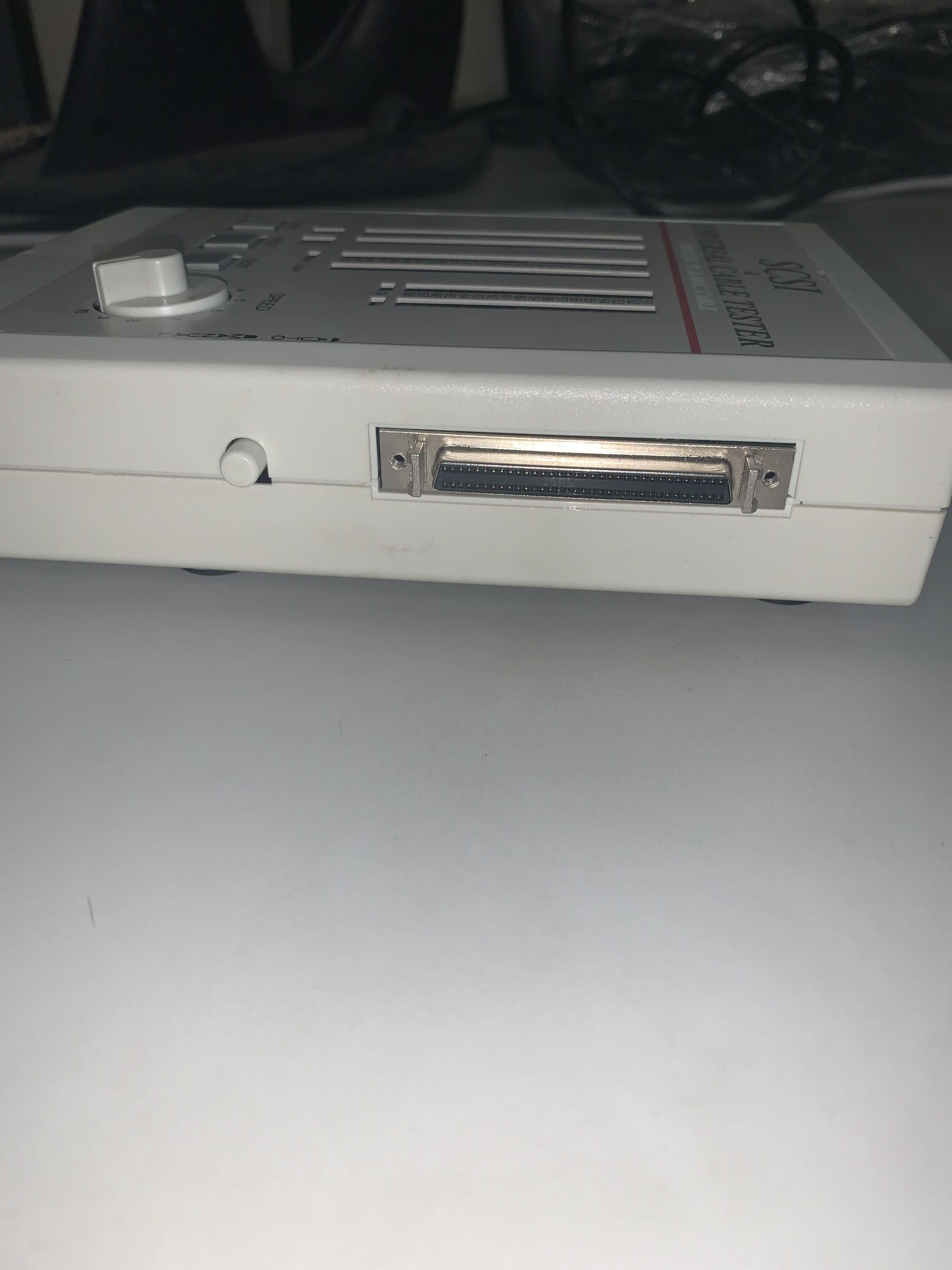 SCSI & Universal Cable Tester W/ User manual (CT-09-04 NEW)
