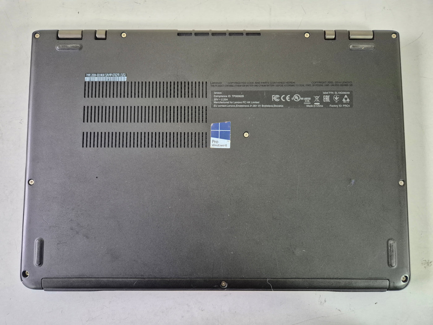 Lenovo ThinkPad Yoga 12 250GB SSD 8GB RAM i5-5200U 2.2Ghz Linux Mint 12.5" ( SL10G59249 ) USED