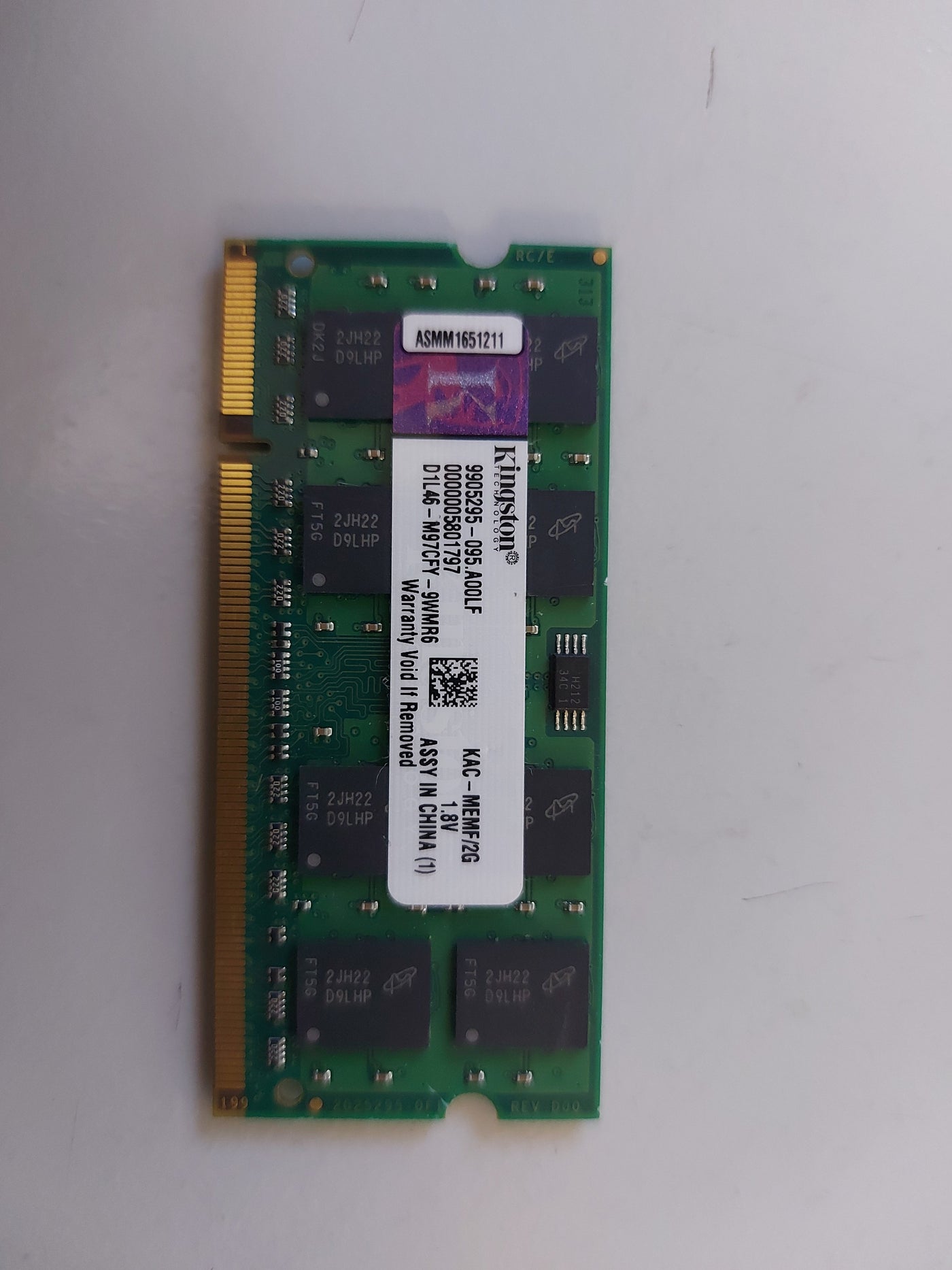 Kingston 2GB DDR2 667MHz Non ECC Memory RAM SODIMM KAC-MEMF/2G 9905295-095