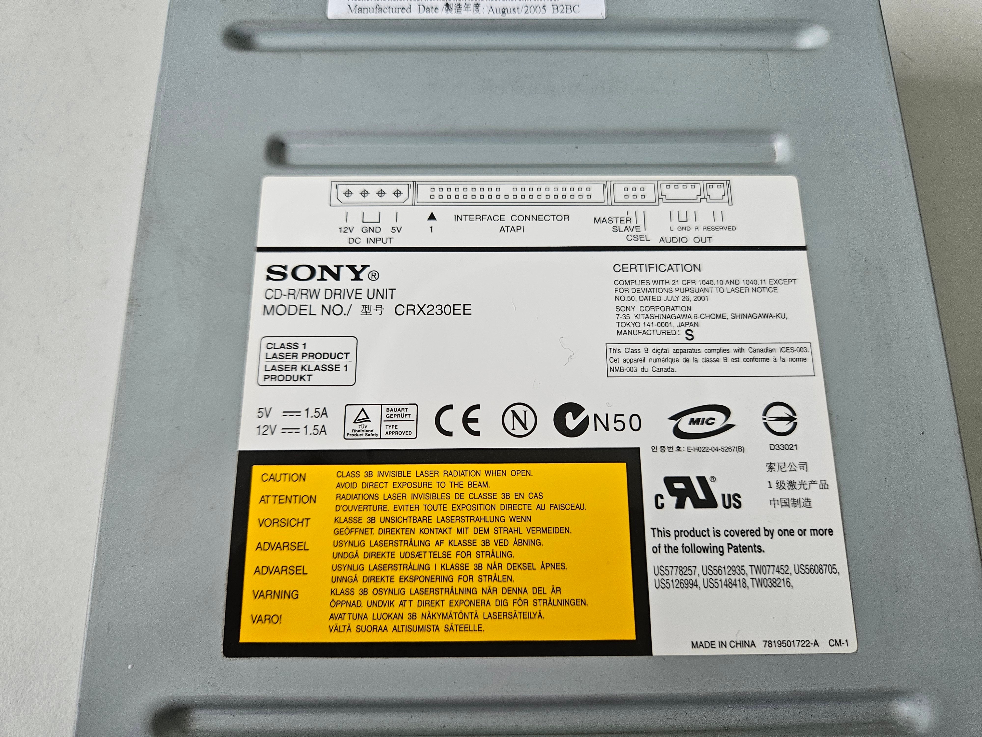 Sony Ultraspeed 52x CD-R/RW Rom IDE Drive Black ( CRX230EE CRX230EE-B2 ) USED