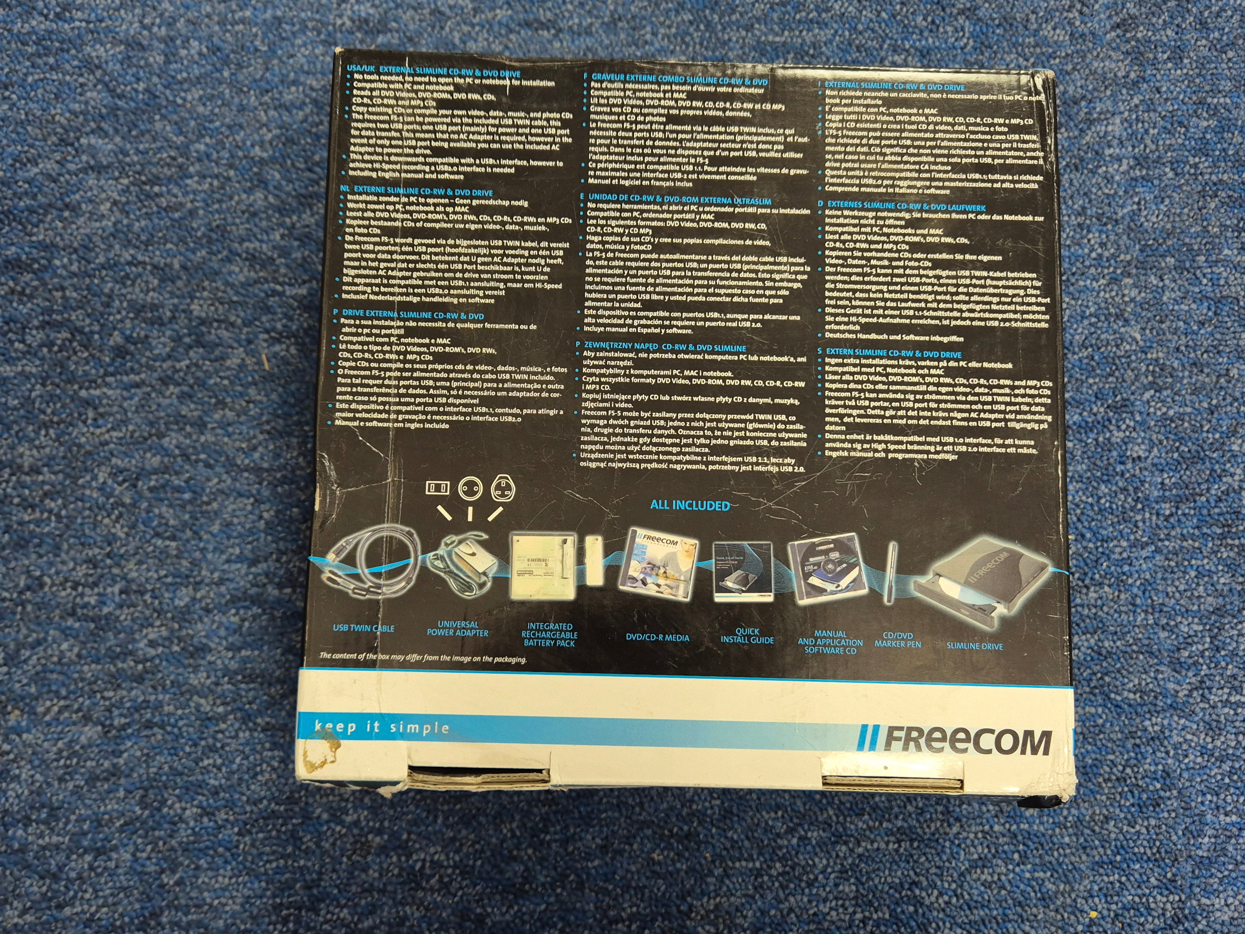 Freecom FS-5 External CD-RW/DVD Combo Drive ( 27824 ) NOB
