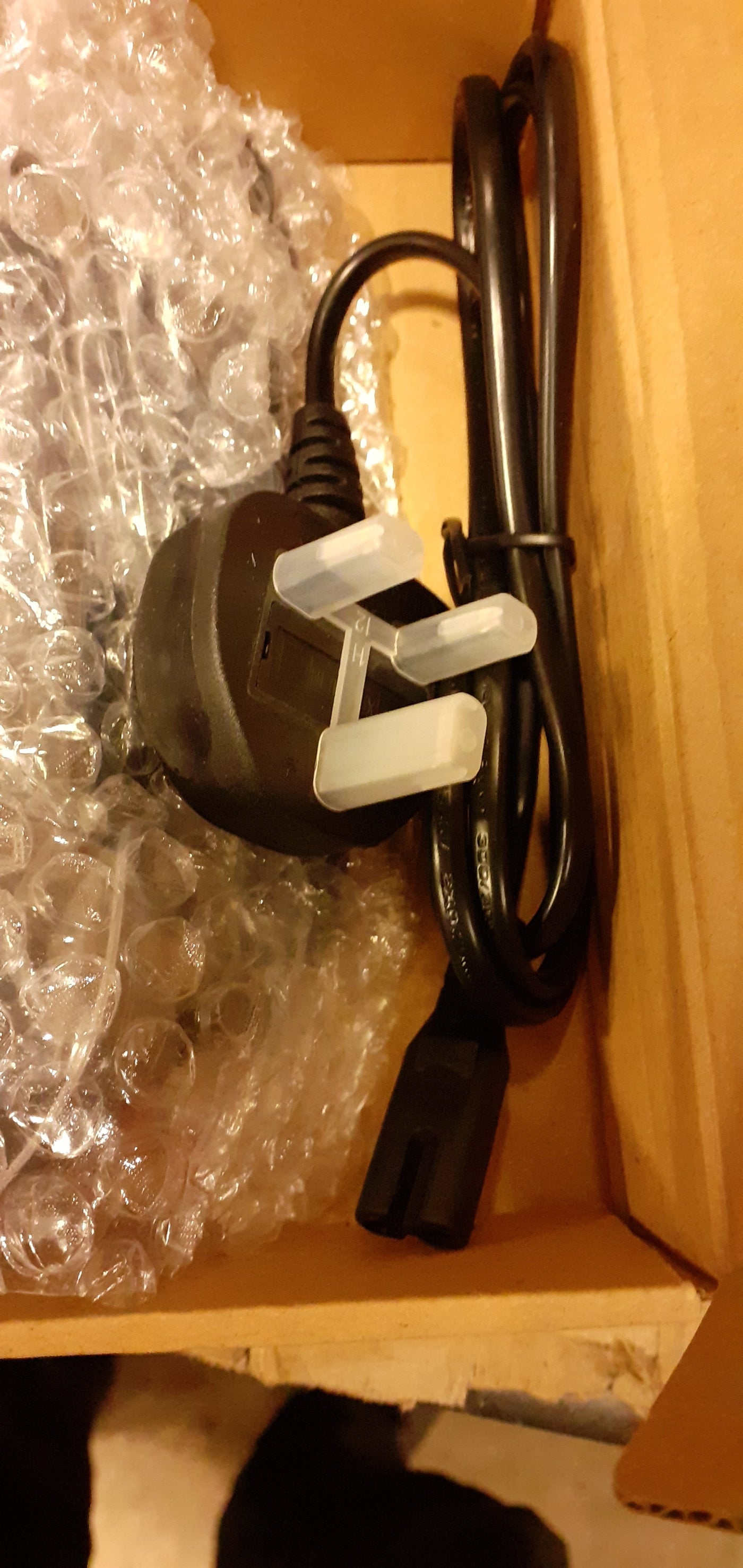 Compaq NC8430/ 2-POWER  AC Adapter 18-20v 90W replaces original part number 463955-001