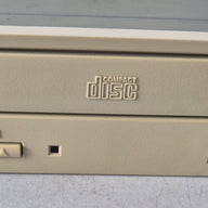 BenQ 656A 56x IDE 5.25" Beige Internal CD-ROM Drive ( 656A DF2 ) USED