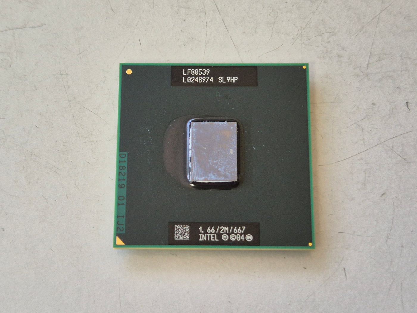 Intel 1.66Ghz 667Mhz 2MB Cache PGA478 Intel Xeon Low Voltage CPU ( SL9HP ) USED