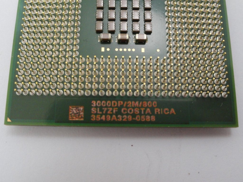 Intel Xeon 3GHz 2Mb L2 Cache 800MHz FSB 604 Pin CPU ( SL7ZF ) REF