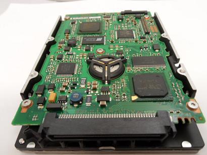 PR17578_9V3006-050_Seagate Sun 73GB SCSI 80 Pin 10Krpm 3.5 ReCert HDD - Image2