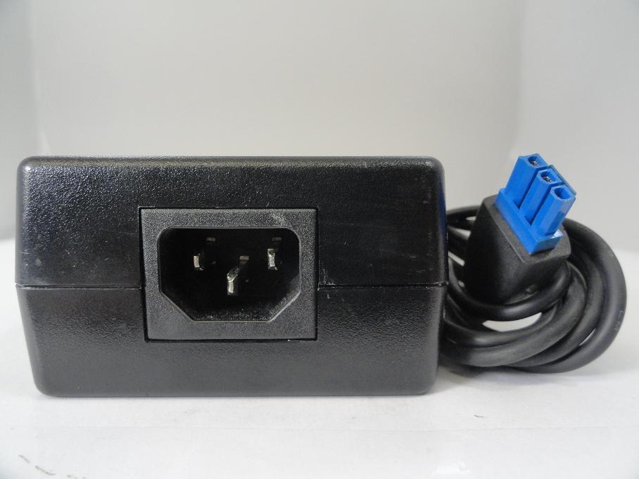 HP 0957-2093 AC Power Adapter ( 0957-2093     HP )