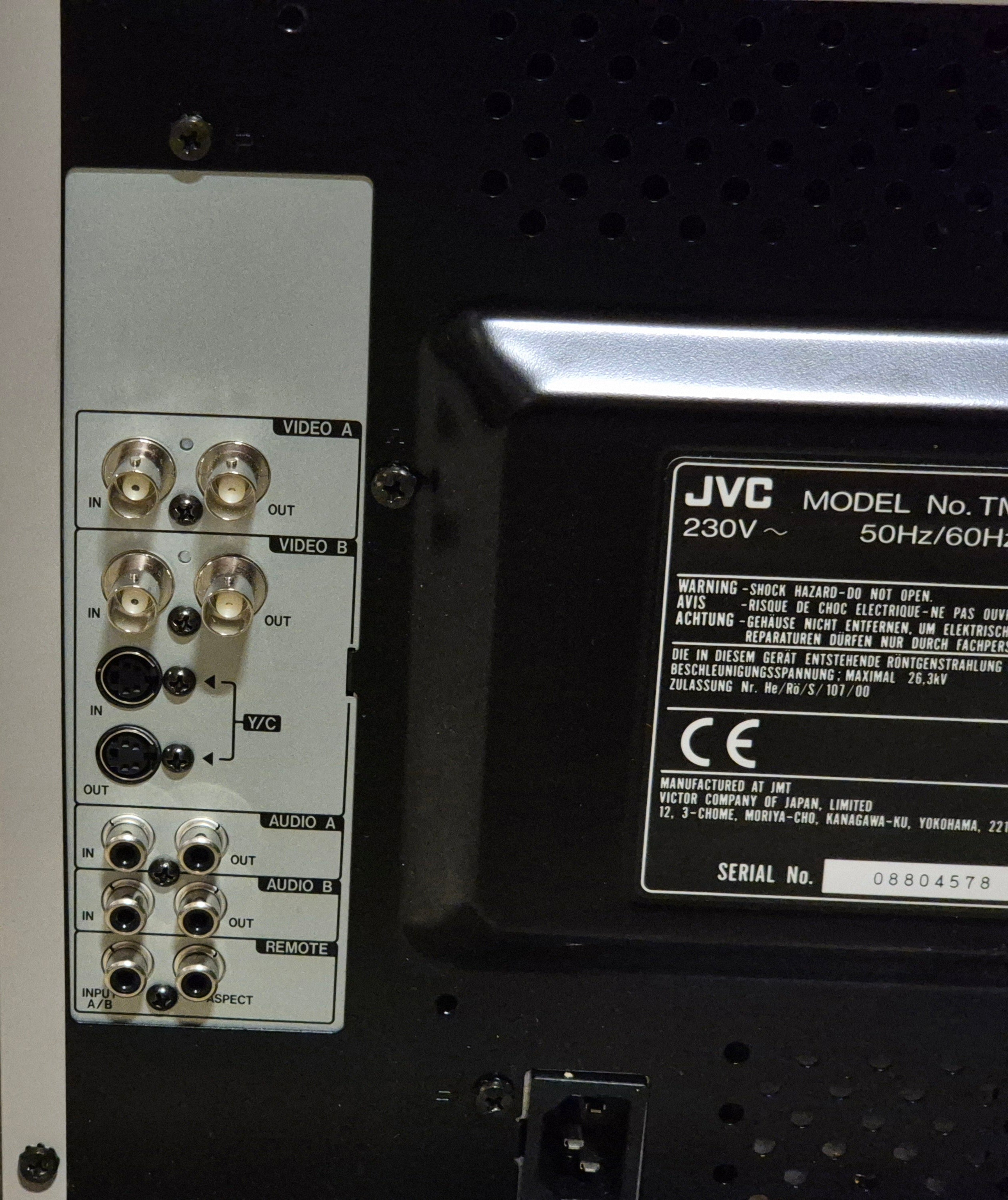 JVC Colour Video Monitor Boxed with original manual ( TM-H140PN ) USED