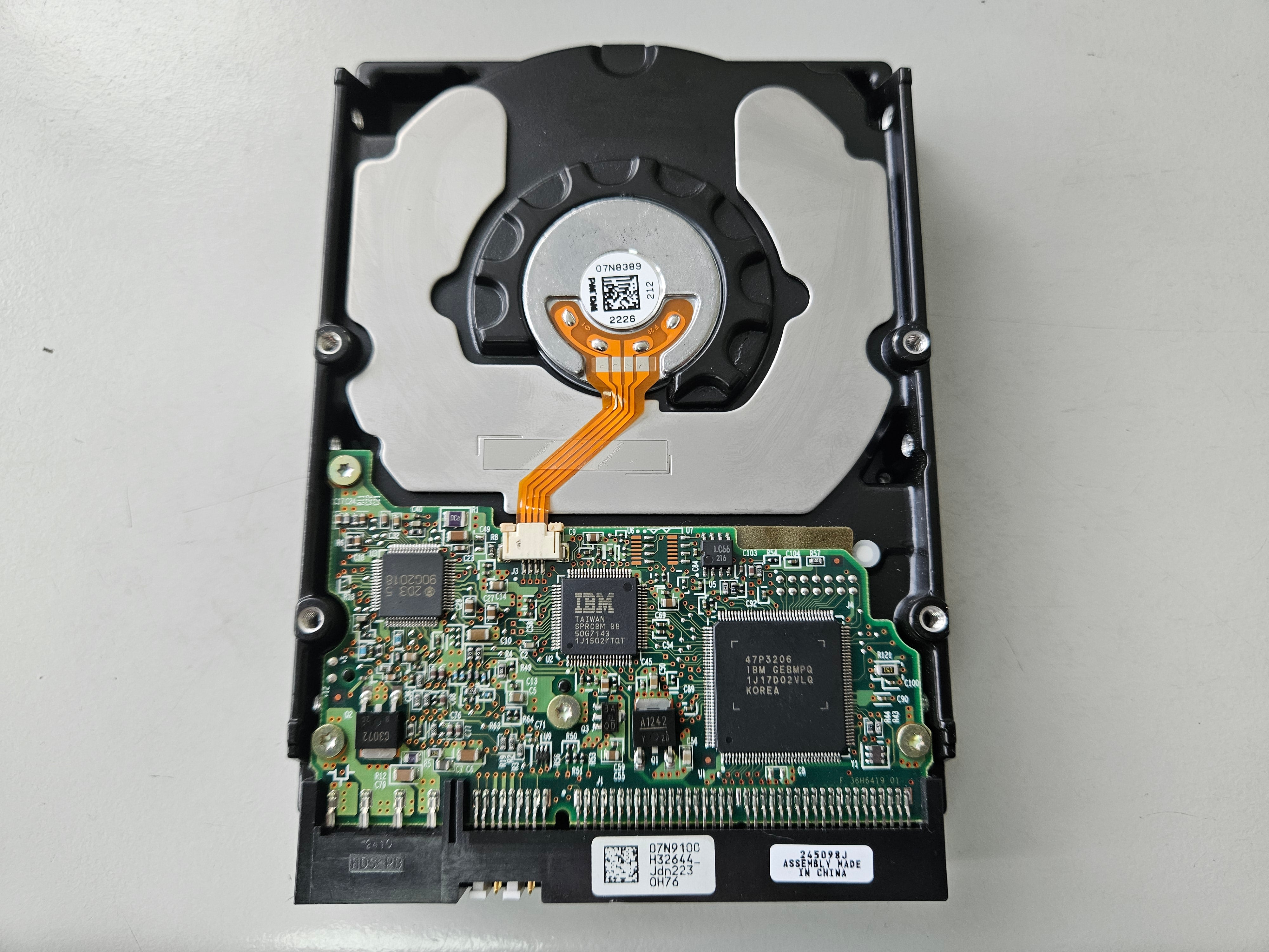 IBM 40GB IDE 7200rpm 3.5in HDD ( 07N8130 IC35L040AVVA07-0 19K1568 ) USED