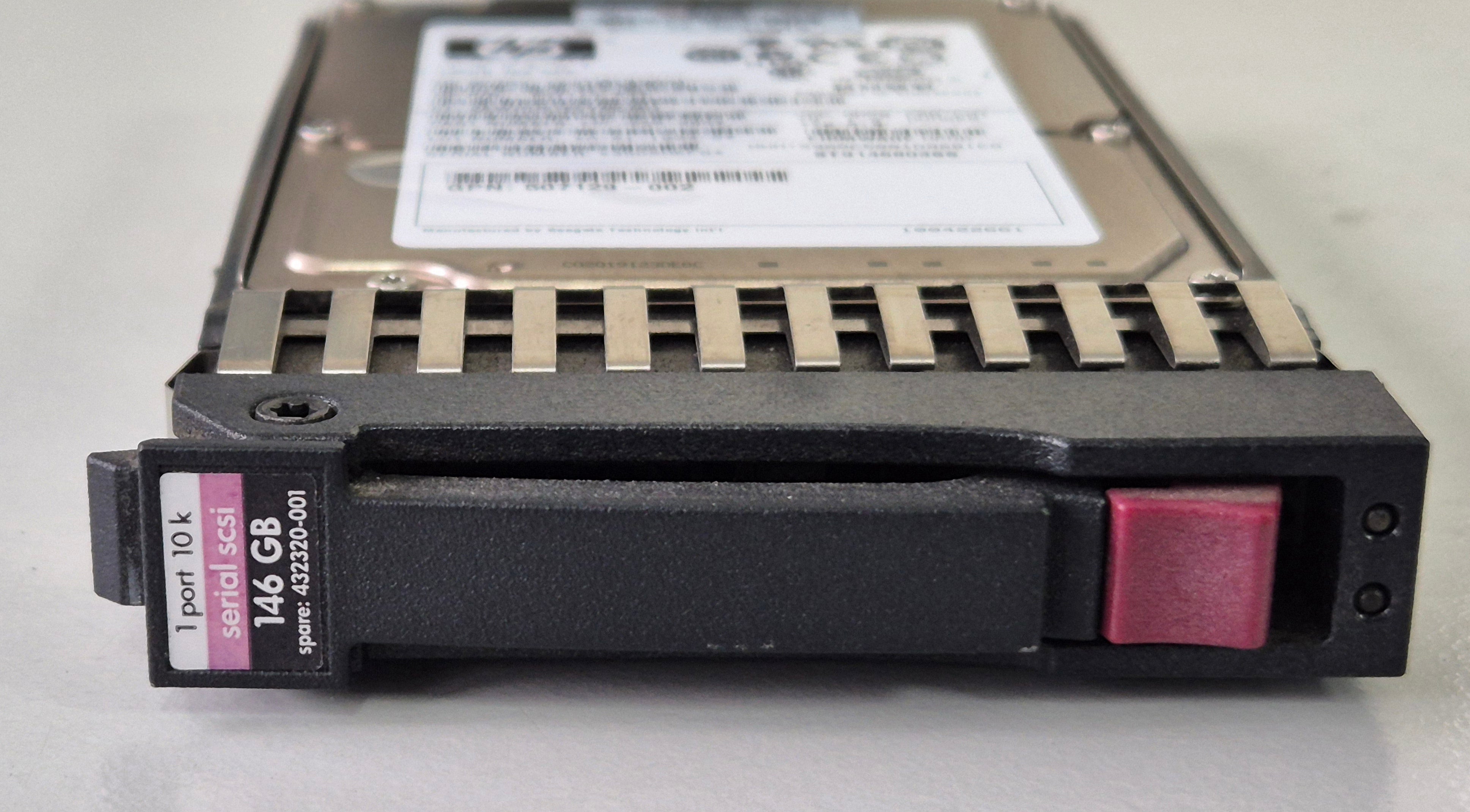 HP Seagate 146Gb SAS 10Krpm 2.5in HDD in Caddy ( 9FJ066-085 ST9146803SS 507119-003 EG0146FAWHU 507129-002 432320-001 ) REF