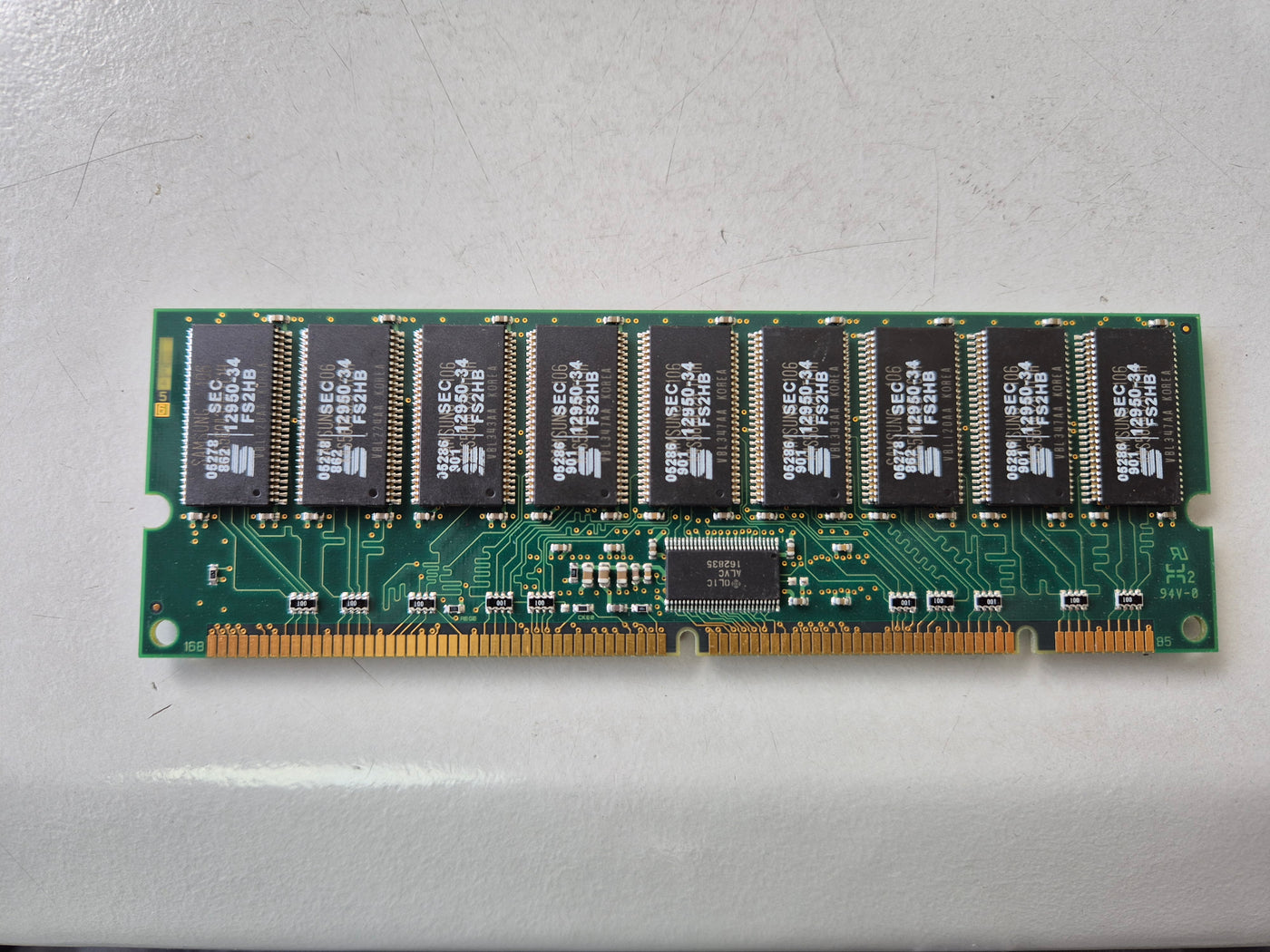 Samsung 1GB PC100 ECC Reg 168-Pin CL2 DIMM ( M377S2858BT3-C1H ) REF