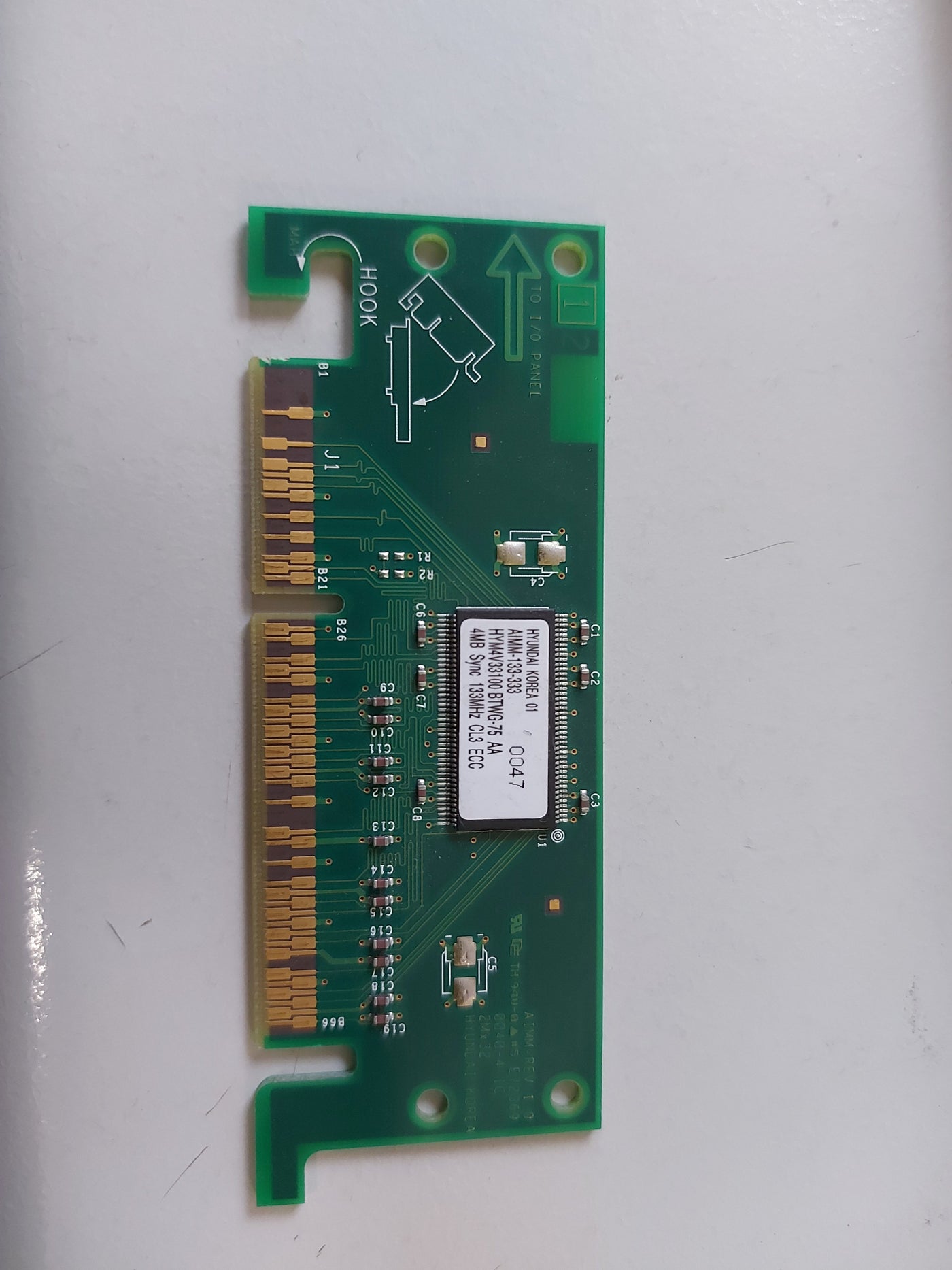 Hyundai 4MB 133MHz CL3 ECC AIMM Memory Module HYM4V33100BTWG-75
