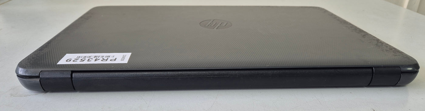 HP 250 G4 15.6" i3 2GHz DVD NO HDD NO OS Damaged Screen ( N1A78EA#ABU ) SPR