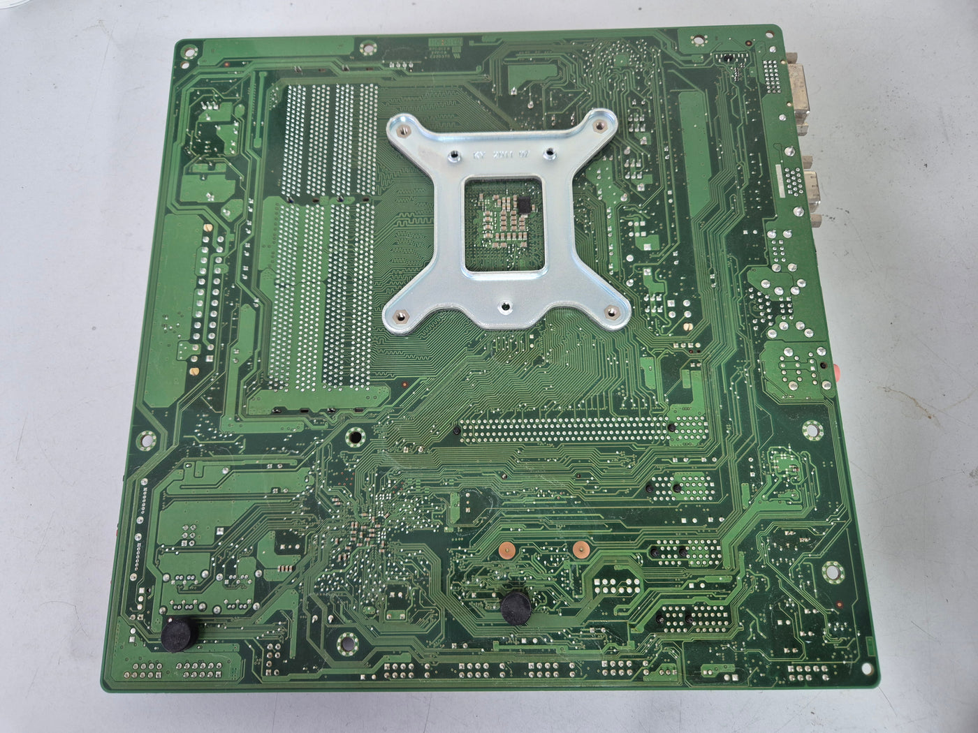 HP AAHD2-HY Socket FM1 AMD Hudson-D2 FCH Micro-ATX Motherboard ( 657134-001 660155-001 ) USED