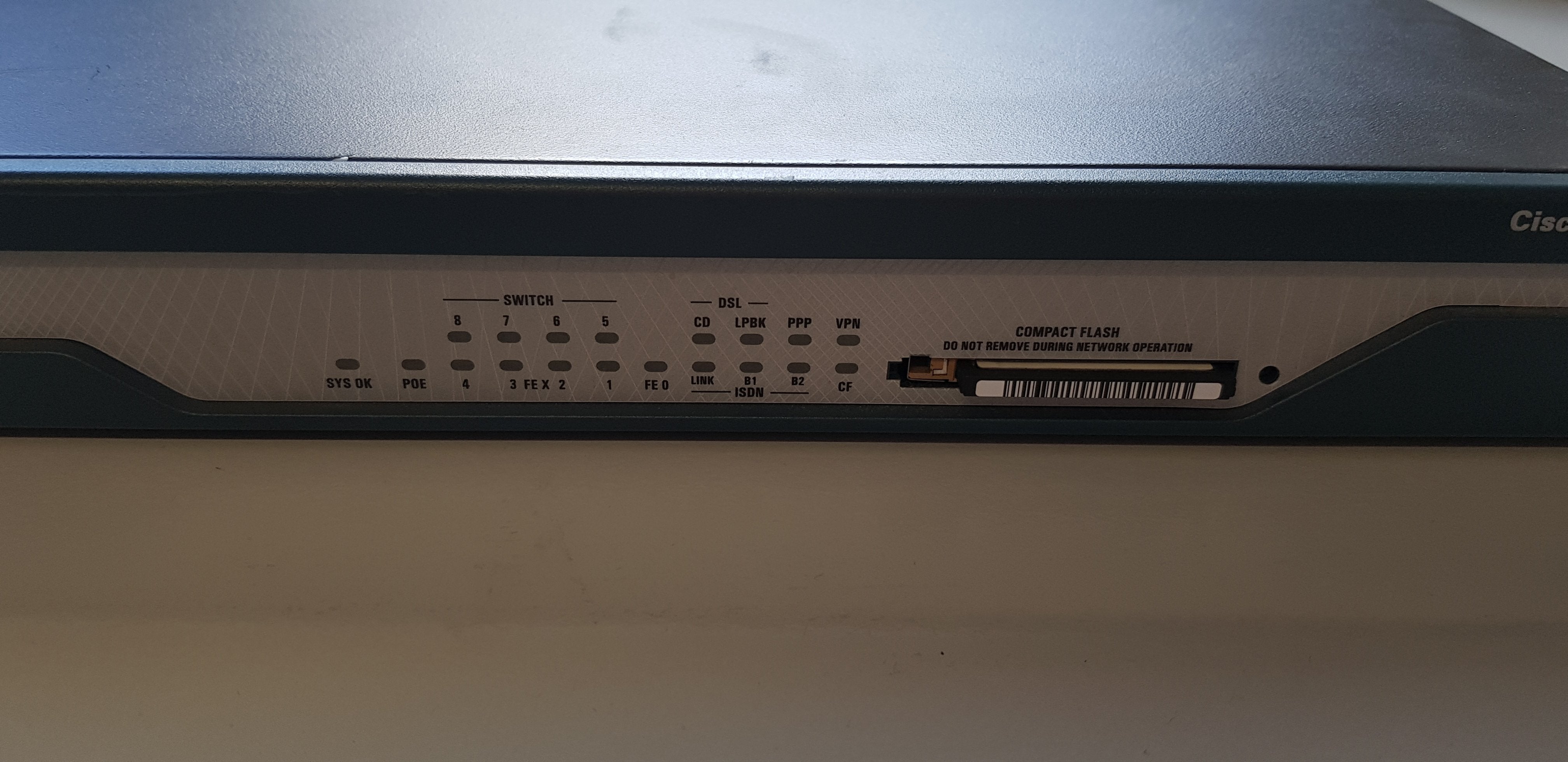 Cisco 1803 Integrated Services Router with 8 port switch (CISCO1803/K9) (341-0135-03)