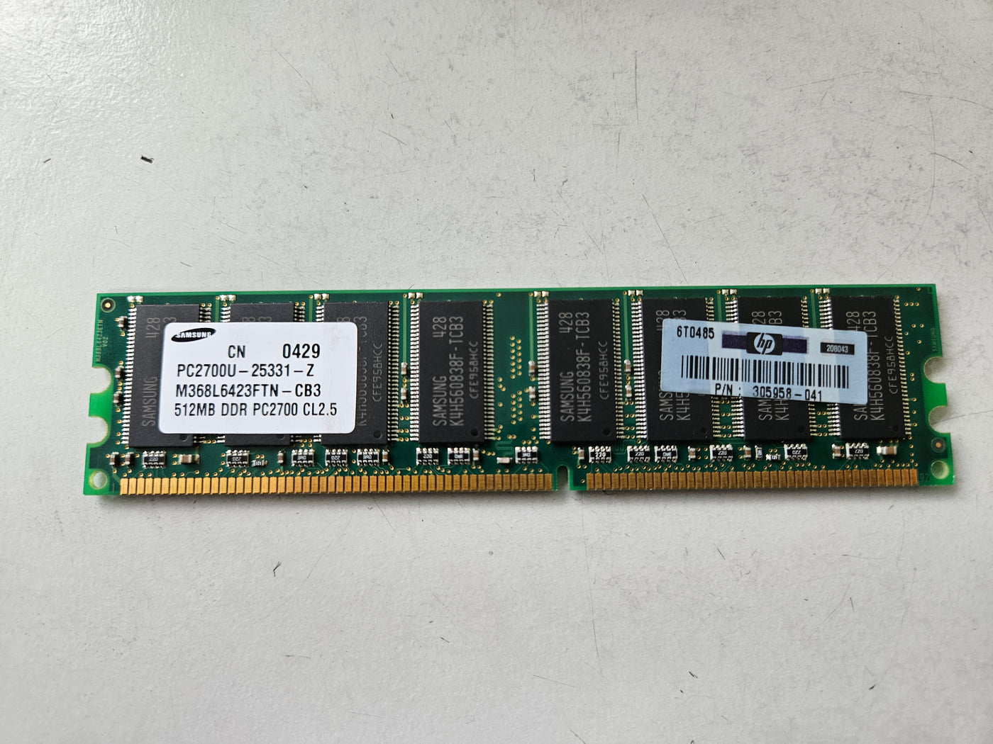 Samsung HP 512MB PC2700 DDR-333MHz non-ECC CL2.5 184-Pin DIMM ( M368L6423FTN-CB3 305958-041 ) REF