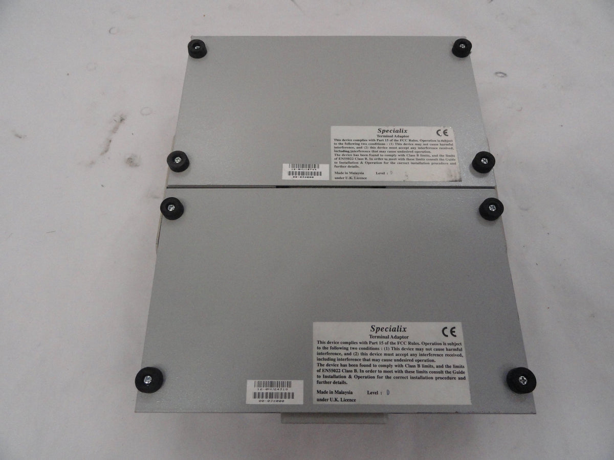 PR02432_00-036000_Specialix Terminal Adapter - 8 x DB25 Female Conne - Image5