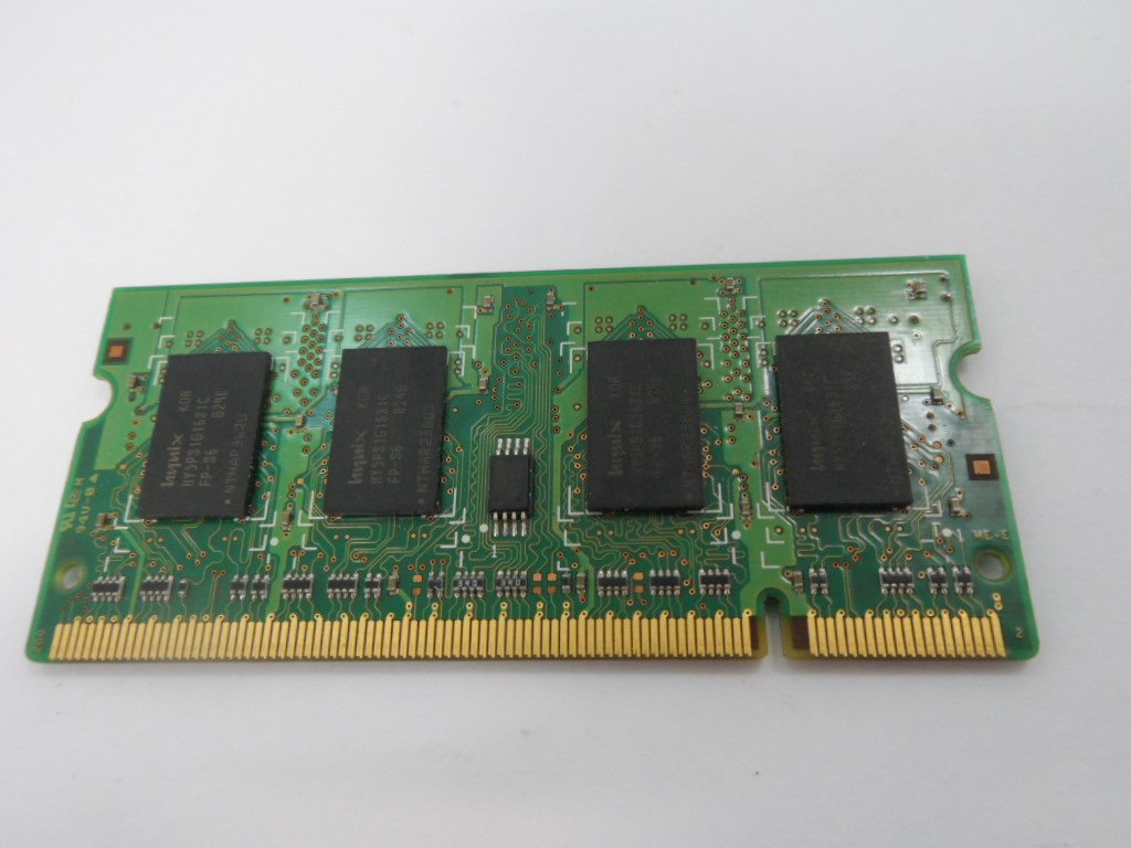 PR25071_HYMP112S64CP6-S6_Hynix 1GB PC2-6400 8c 64x16 2Rx16 SODIMM - Image2