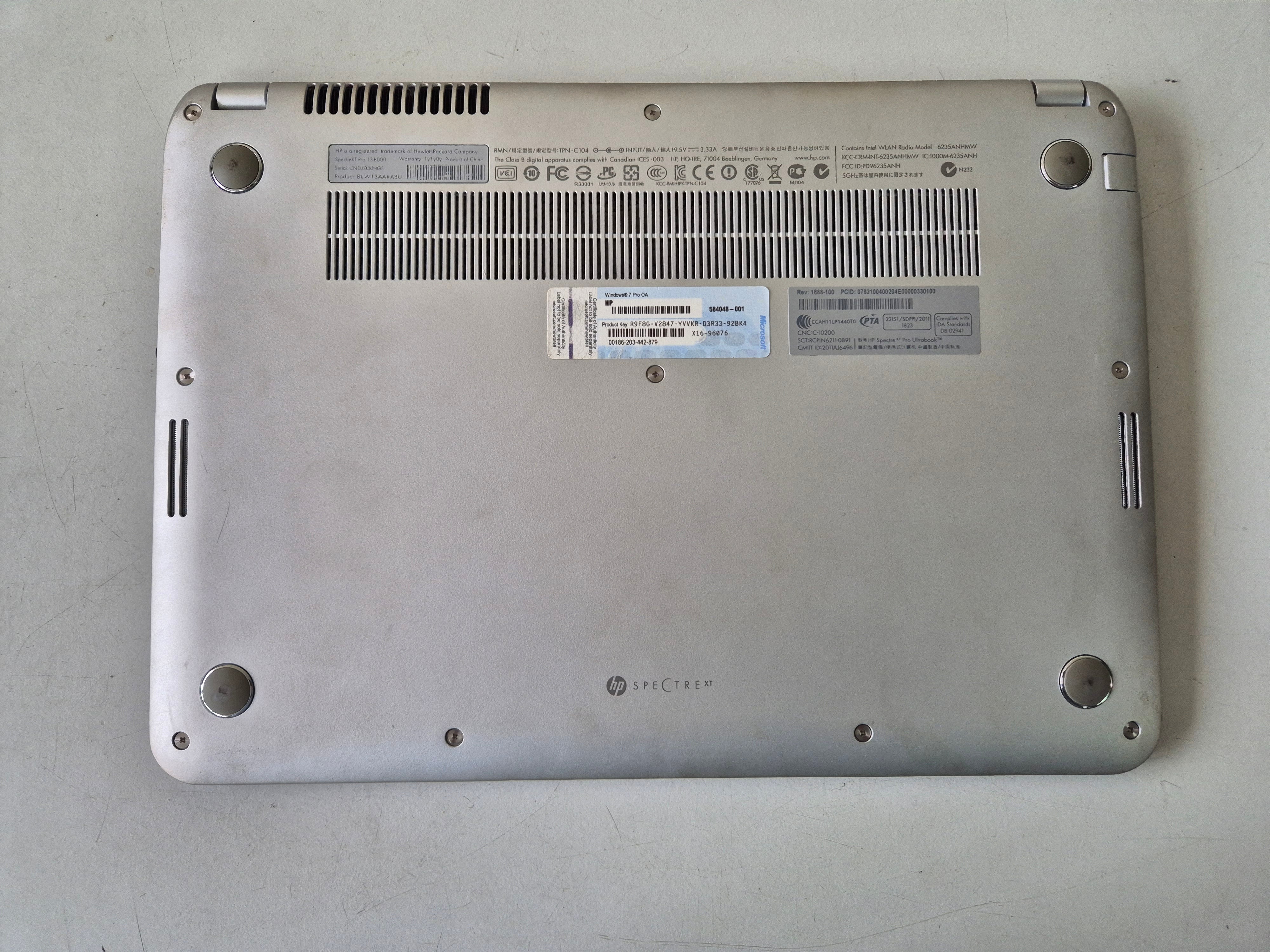 HP SpectreXT Pro 13-b000 NO HDD NO OS 4GB RAM i5 13.3" Battery poor SPR