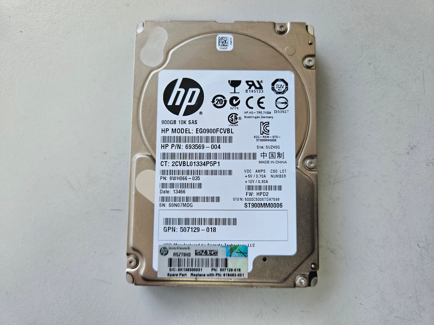 HP Seagate 900GB 10K SAS 2.5in HDD ( EG0900FCVBL 693569-004 9WH066-035 ST900MM0006 507129-018 ) REF