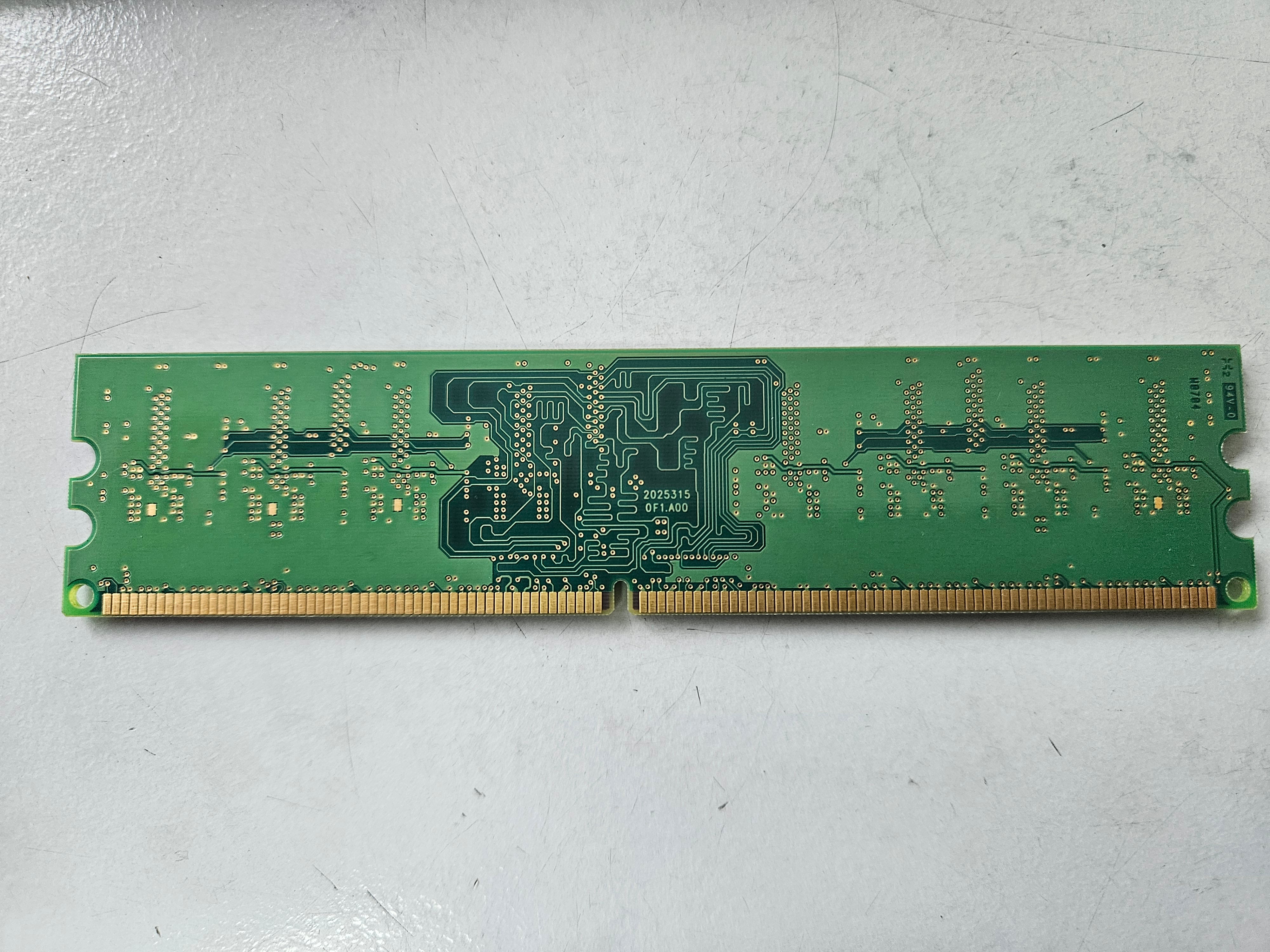 Kingston 512MB PC2-4200 DDR2-533MHz CL4 240-Pin DIMM ( KVR533D2N4/512 99U5315-010.A00LF ) REF