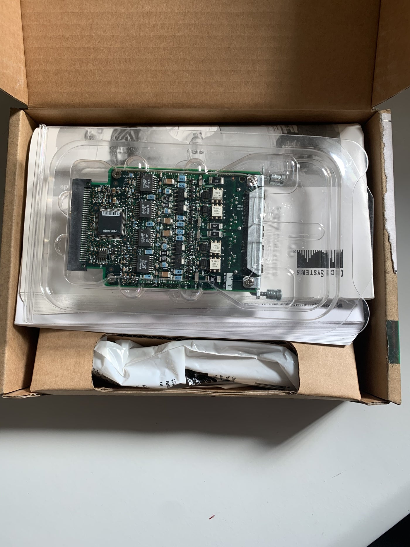 Cisco Port REFURBISHED ( VIC2-4FXO   Cisco )