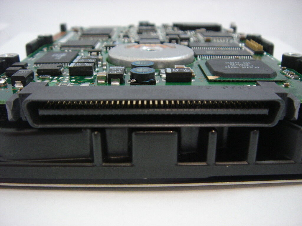 SUN Seagate 9GB SCSI 80pin 3.5in HDD ( ST39204LC 9P4001-037 390-0037-03 ) REF