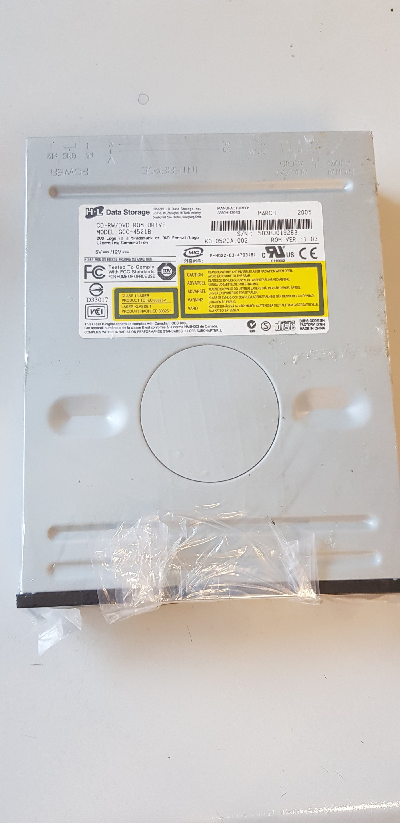 H.L Data Storage CD-RW/DVD ROM Black ( GCC-4521B     H.L Data Storage )