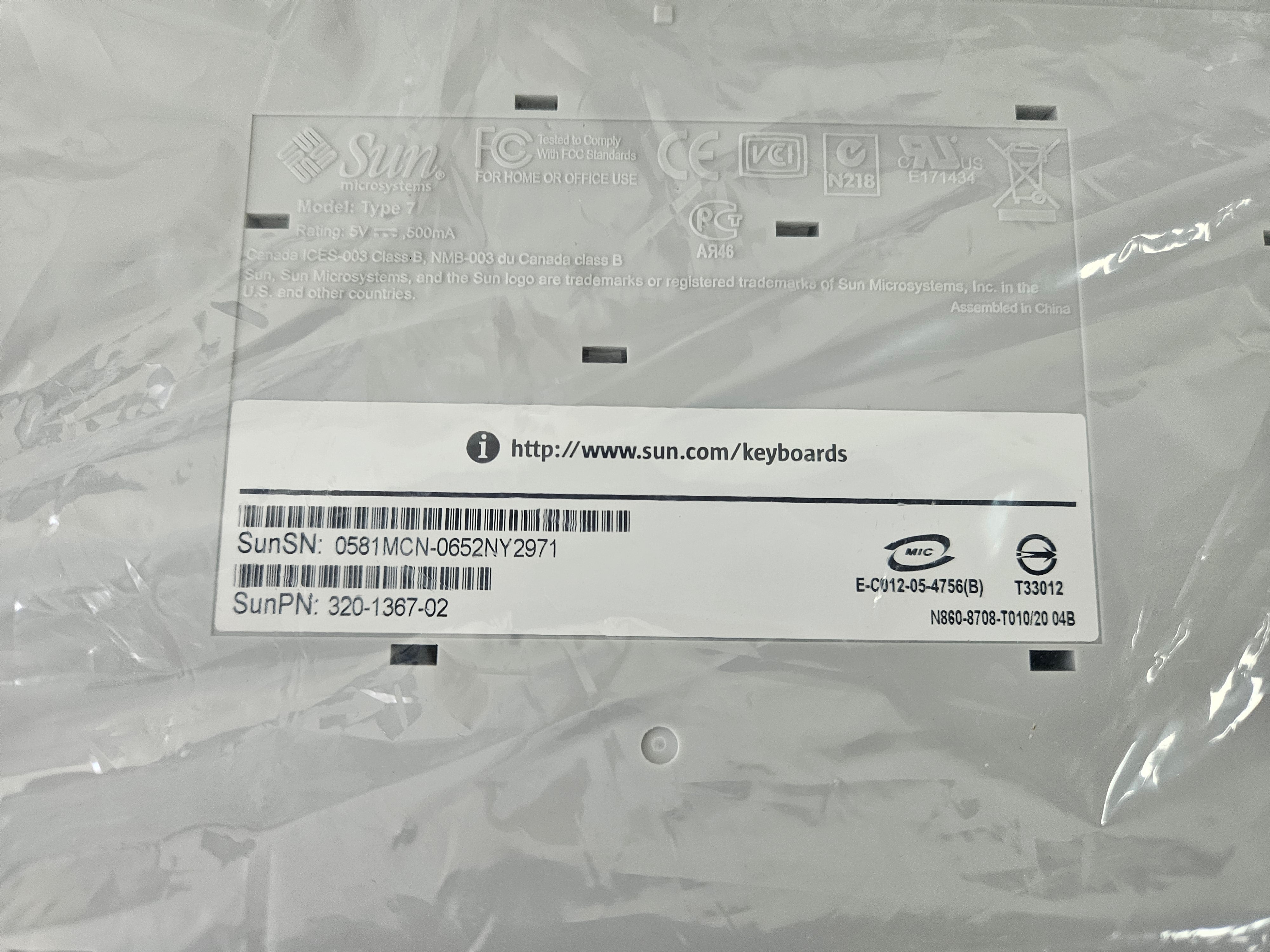 SUN Microsystems Type 7 USB Euro UNIX Keyboard and Mouse Combo ( 525-1612-02 320-1367-02 X3759A ) NOB
