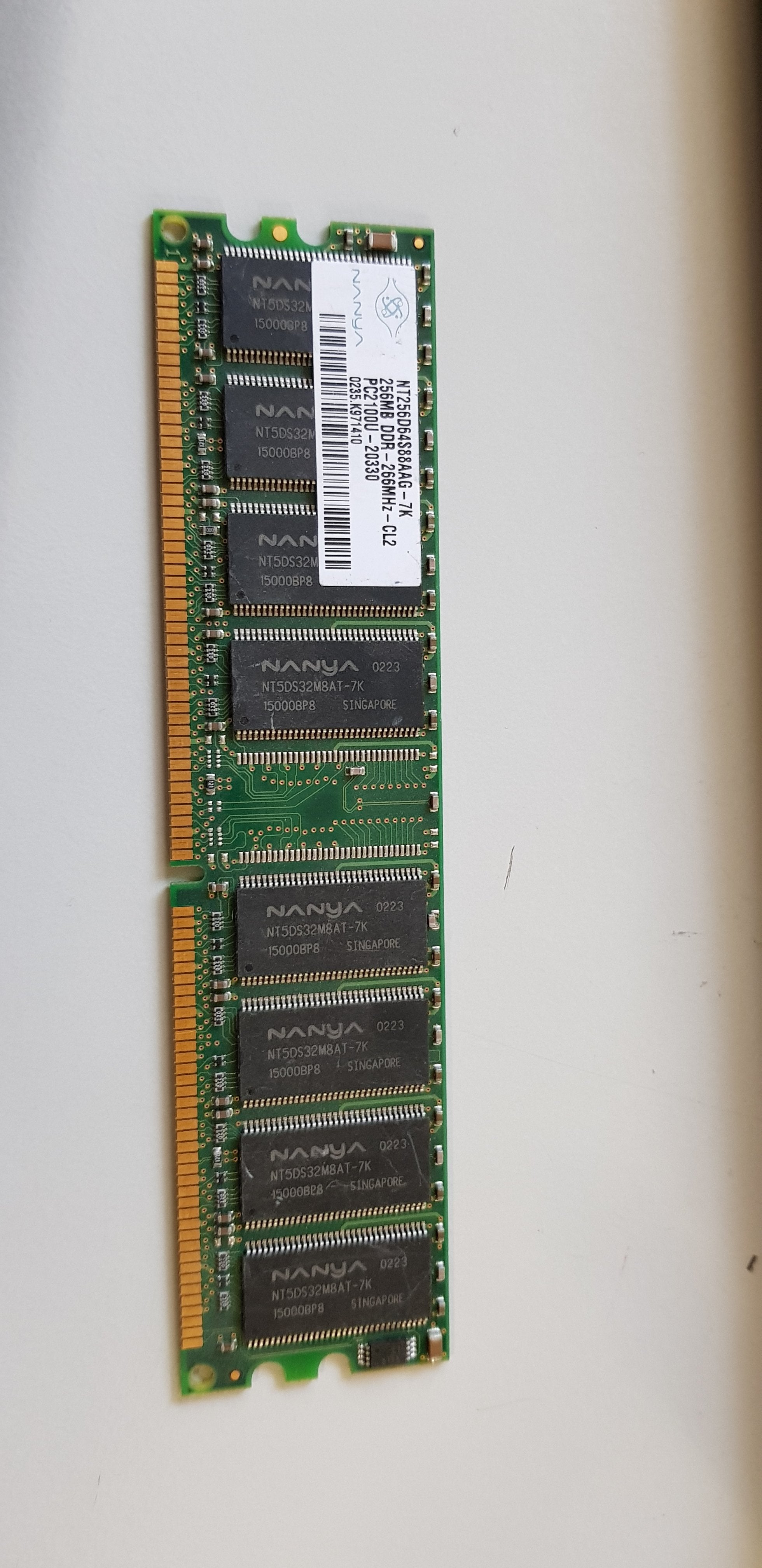 Nanya 256MB DDR 266MHz PC2100 nonECC CL2 DIMM ( NT256D64S88AAG-7K ) REF