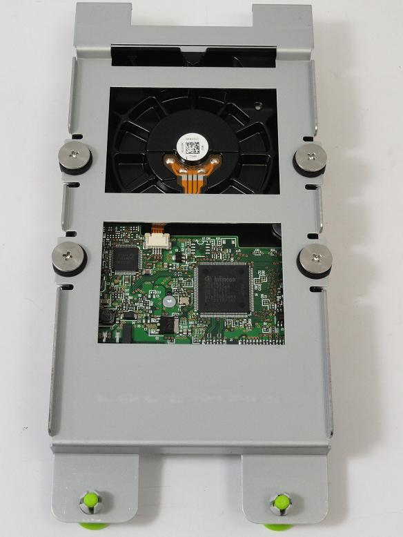 PR15621_0A33449_Hitachi / Sun 160GB SATA 3.5" Hard Drive In Caddy - Image3