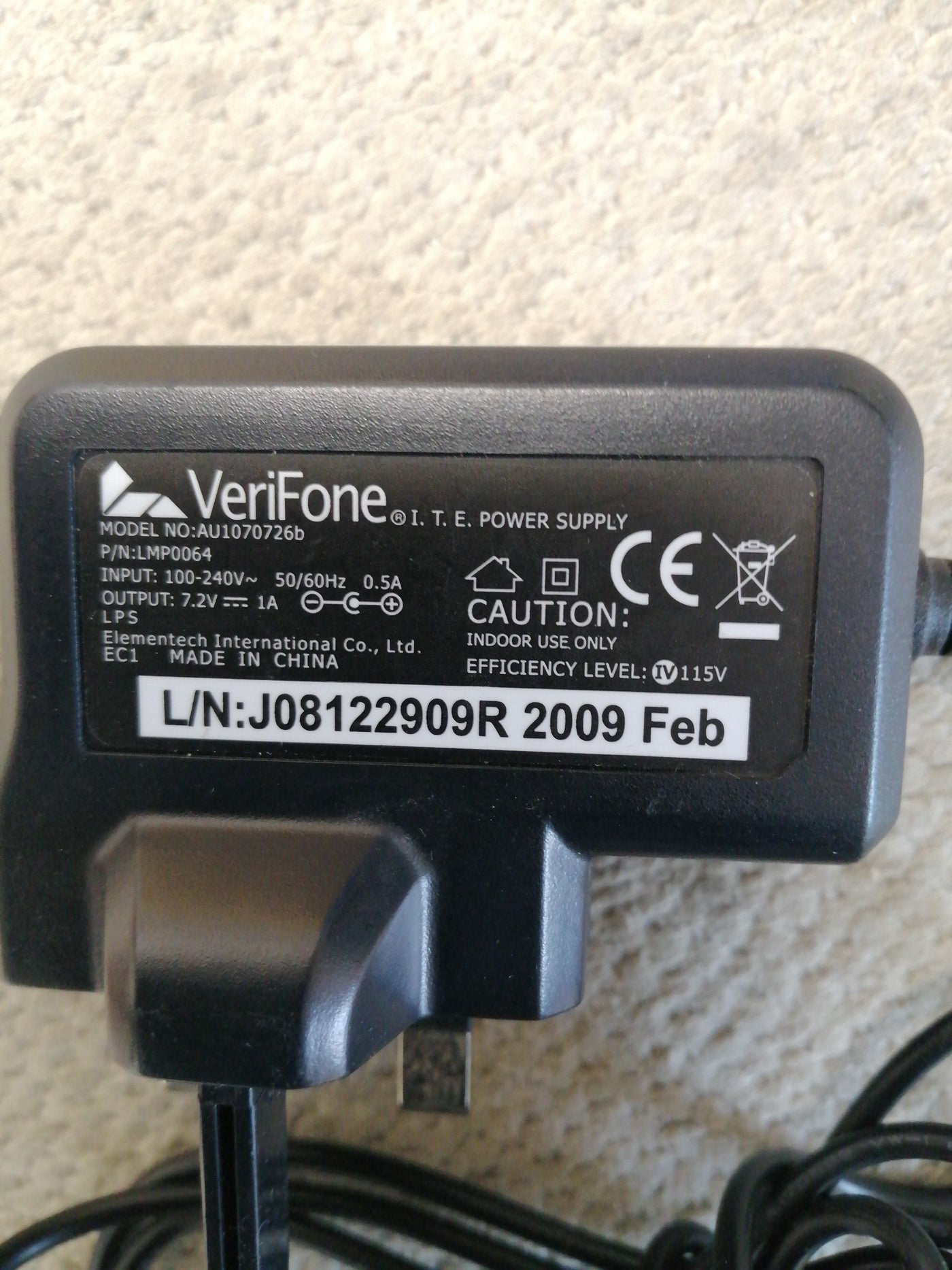 VERIFONE POWER SUPPLY AU1070726B 240 V 0.5A OUT 7.2V 1A ( LMP0064 USED )