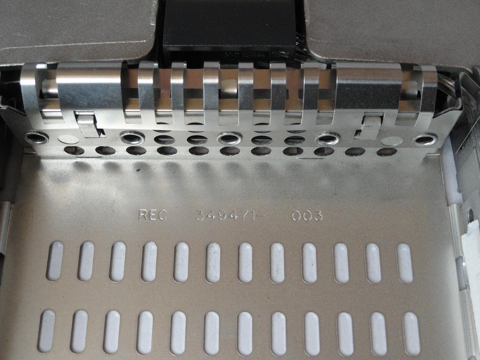 PR23250_349471-003_HP Proliant 3.5in HDD Caddy - Image3
