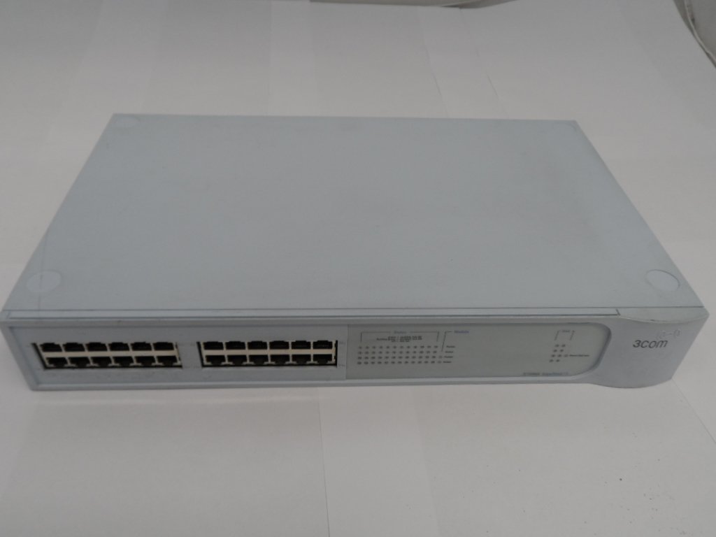 1698-010-050-1.00 - 3Com Superstack 3 Switch 3300 Light Blue - Refurbished
