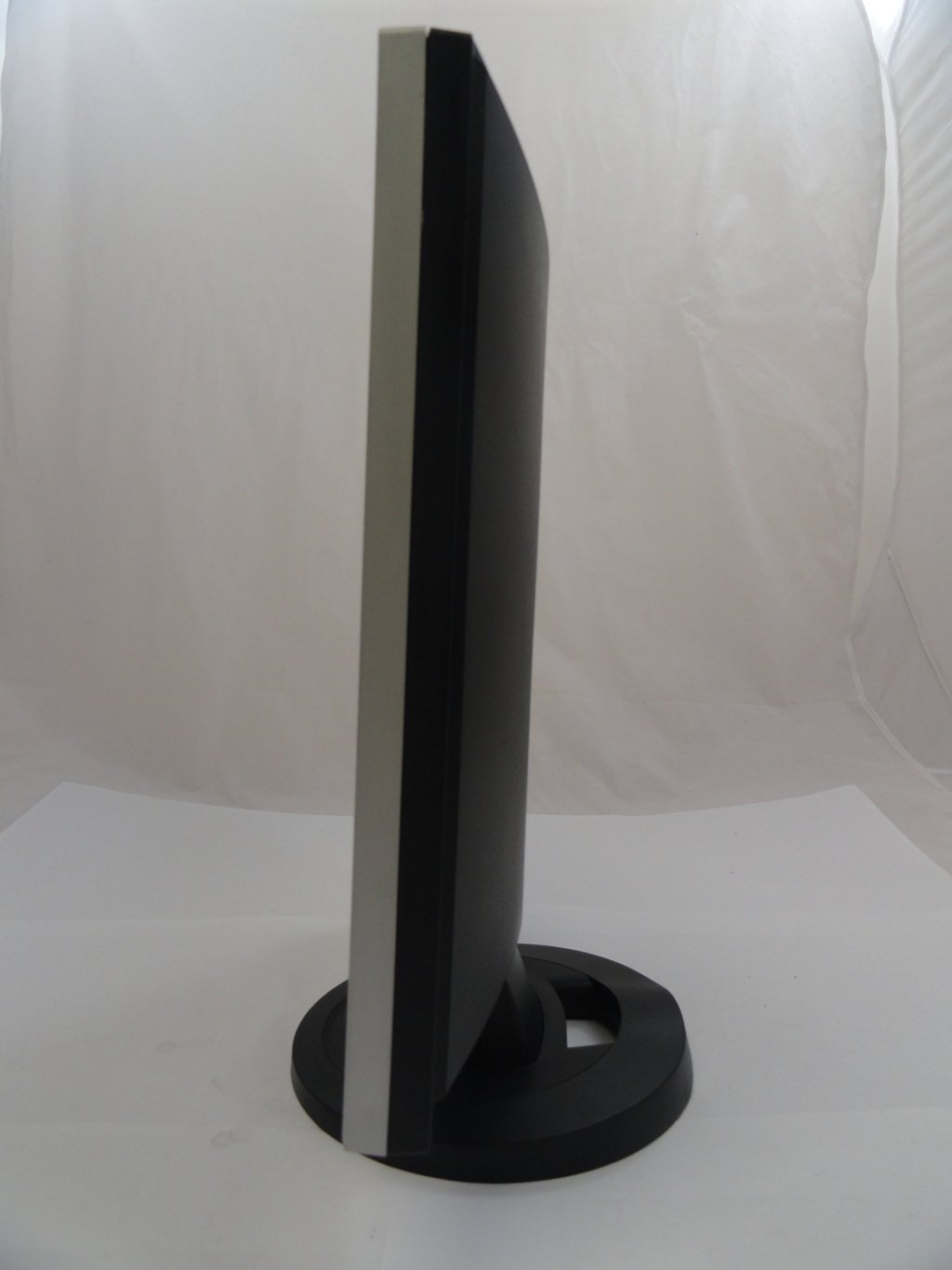PR03416_LCD1880SX_NEC MultiSync LCD Flatscreen Monitor - Grey - Image4