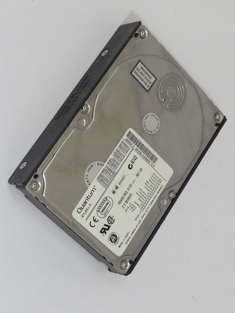 Quantum 9.1GB SCSI 68 Pin 7200rpm 3.5in HDD ( XC09L011 ) USED