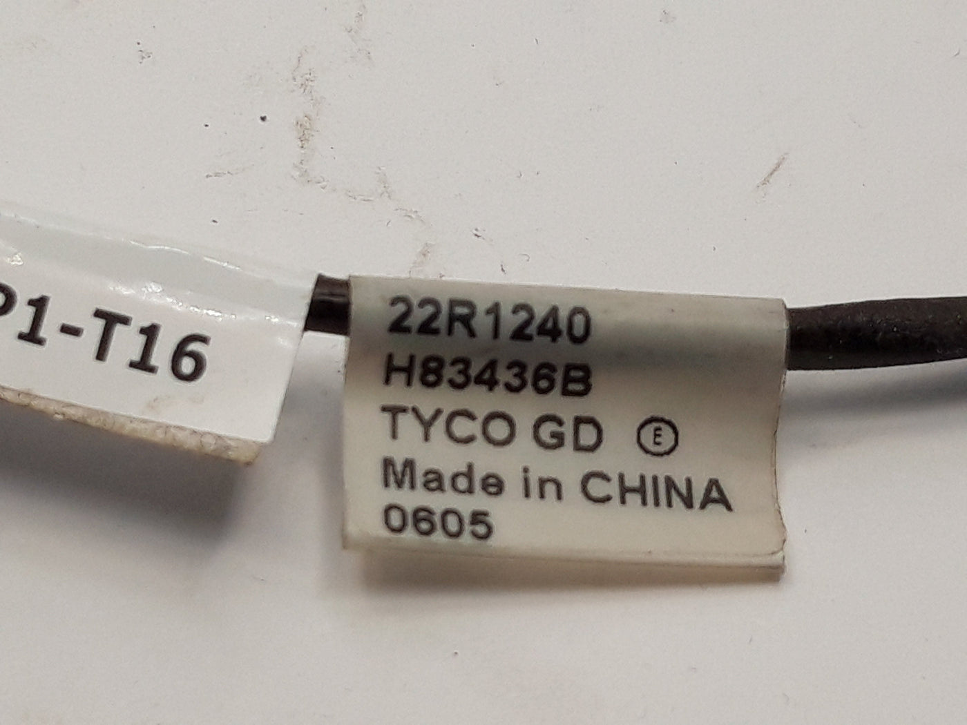 IBM SPCN Cable 0.4 M 18" Ds8000 (22R1240 USED)