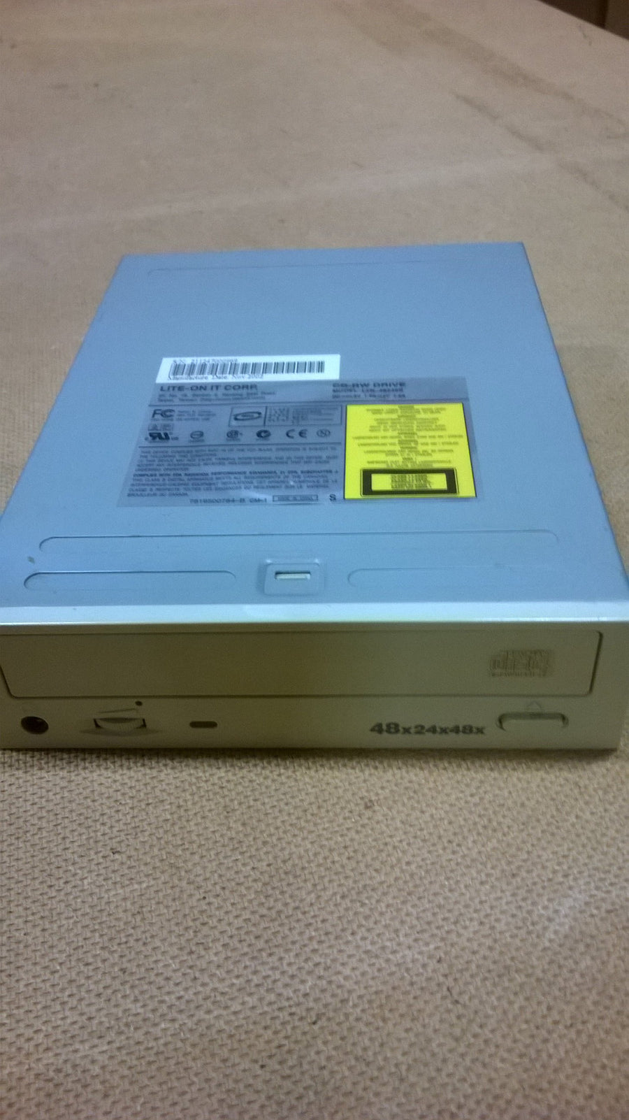 Lite On LTR 48246S 48x24x48 CDRW IDE Drive ( LTR 48246S     Lite On )
