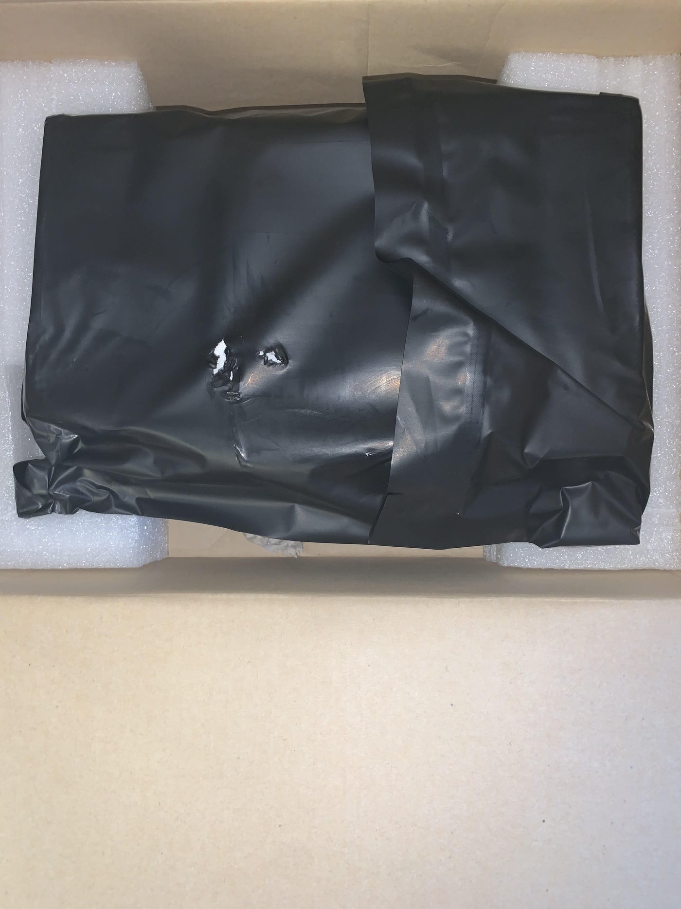 Samsung Magenta Toner Cartridge ( CLP-M600A ) NOB FINAL SALE