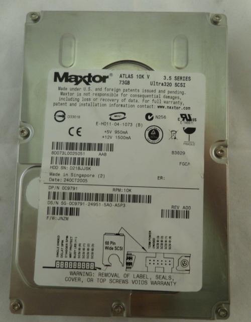 MC6726_8D073J0_MAXTOR 73GB SCSI 80pin HDD - 10K - Ultra320 - 3.5" - Image2