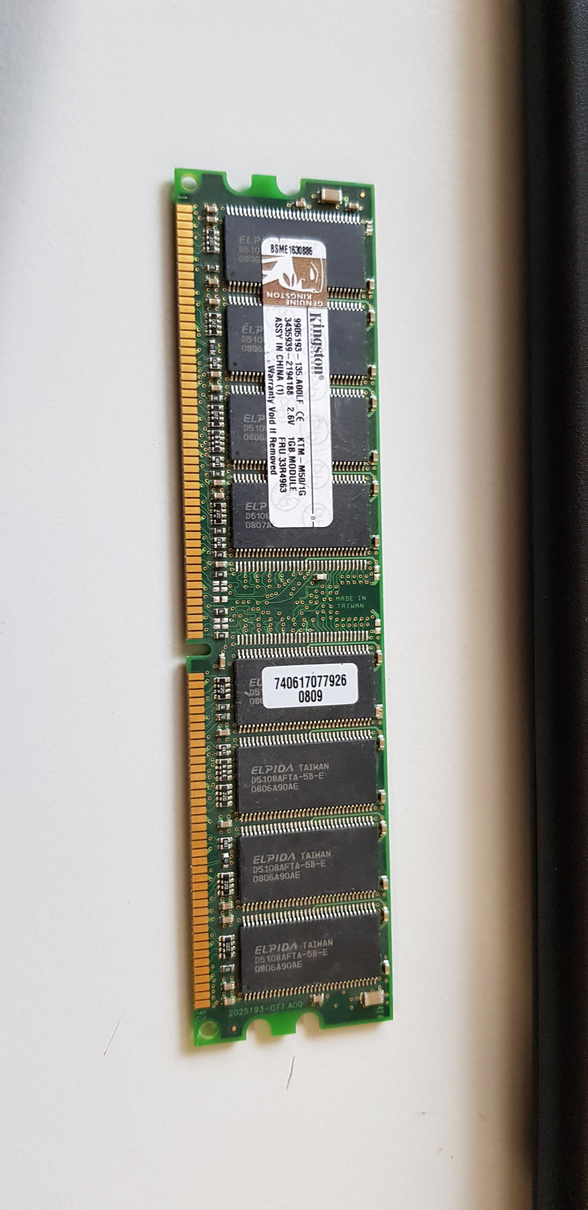 Kingston 1GB PC3200 DDR-400MHz non-ECC Unbuffered CL3 184-Pin DIMM ( 9905193-135.A00LF KTM-M50/1G ) REF