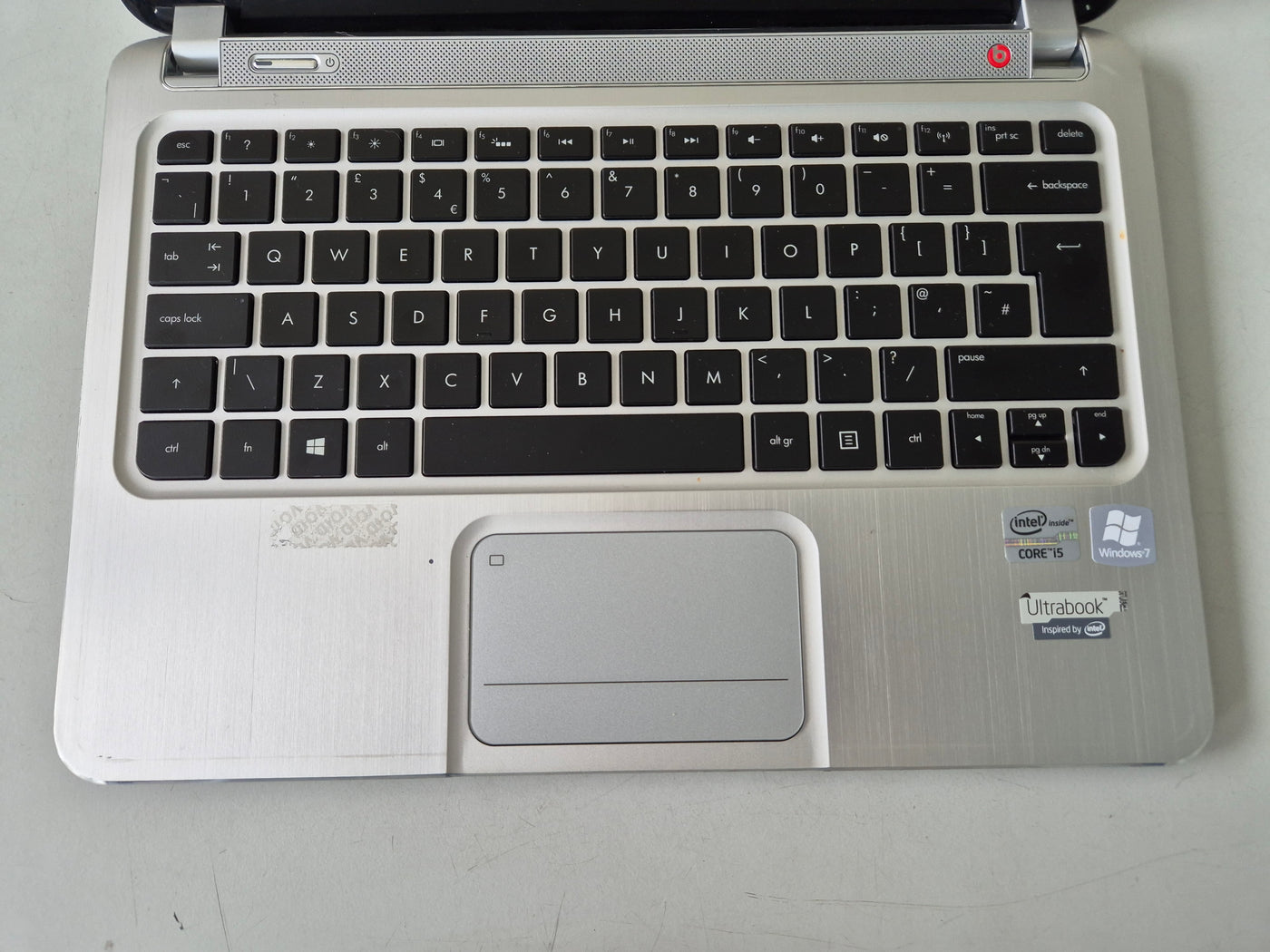 HP SpectreXT Pro 13-b000 128GB SSD 4GB RAM i5-3317U 1.7GHz Win10 13.3" - battery poor USED