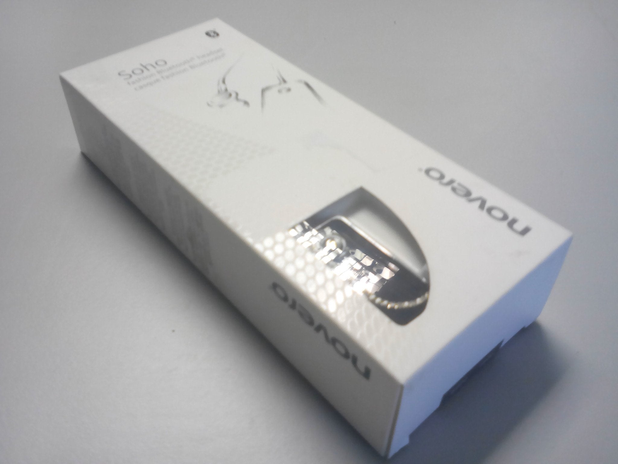 Novero Soho Crystal Arc Bluetooth Headset - Black / White - PC User | PC Parts And Spares | FREE UK DELIVERY