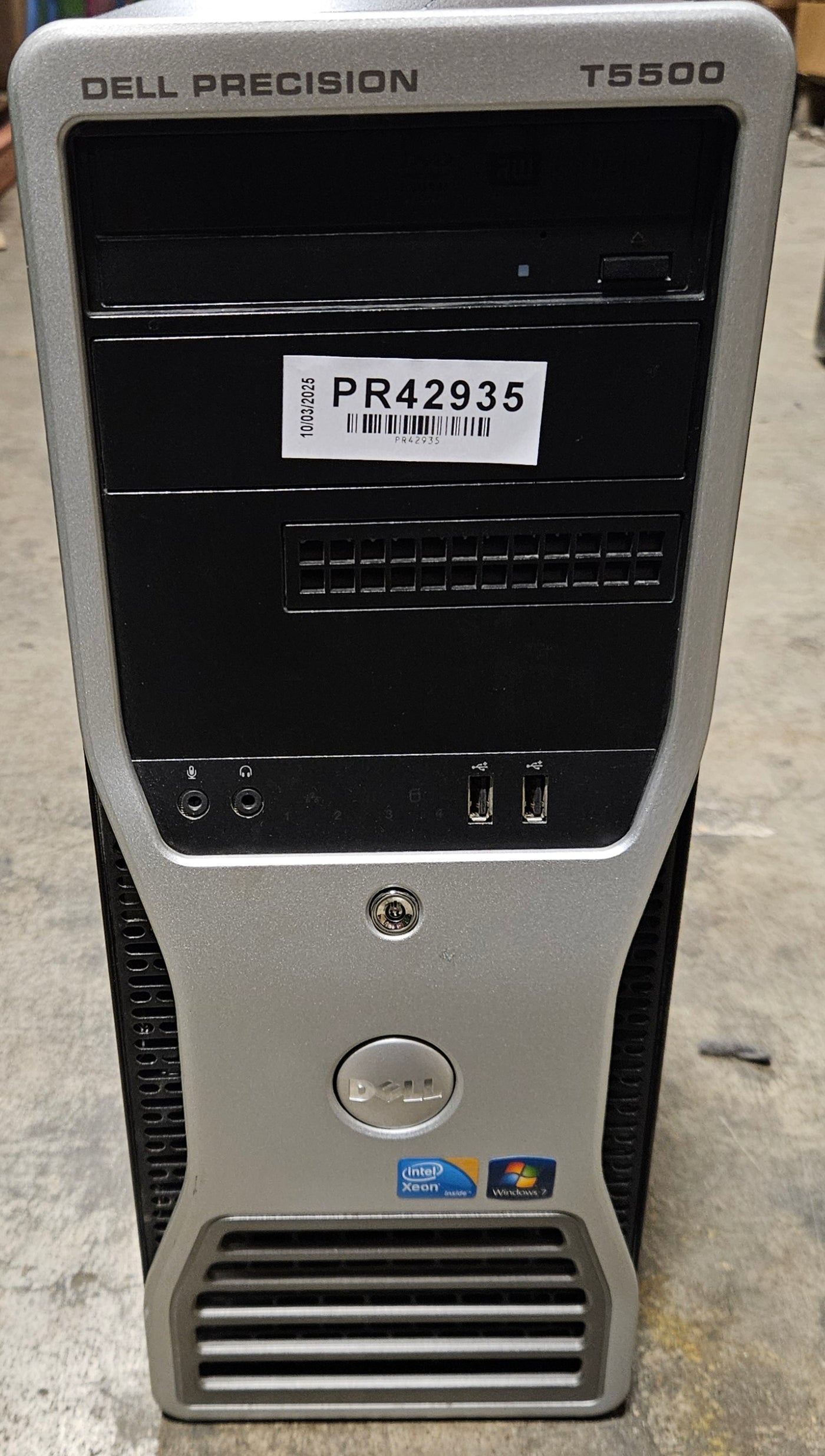 Dell Precision T5500 4GB RAM Xeon X5687 3.6GHz NO OS NO HDD DVI + Dual DP Port Nvidia Quadro Win7Pro COA present ( DCTA ) USED
