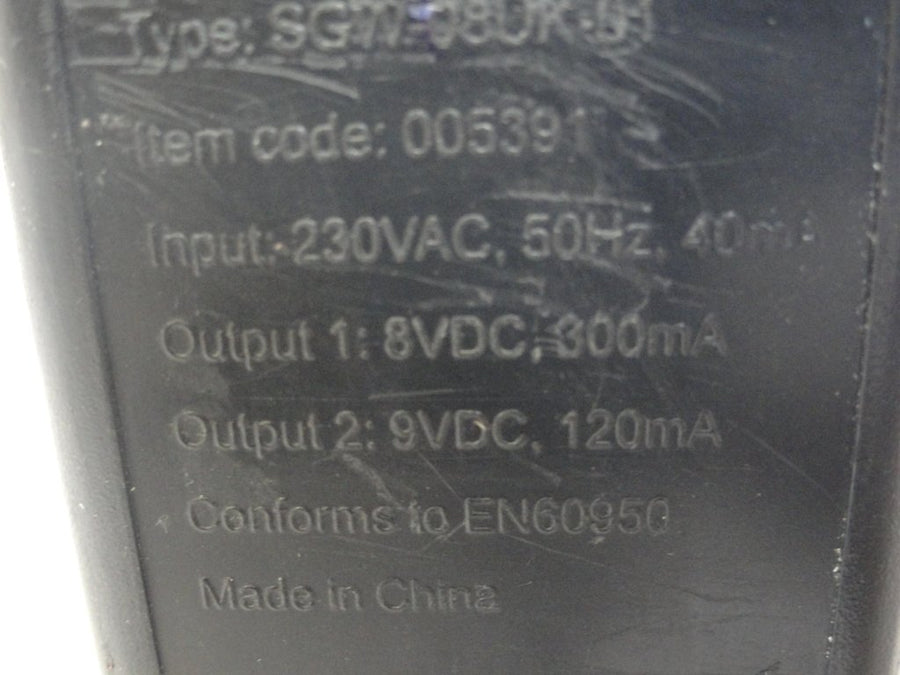 PR11448_SGW08UK-01_BT AC/DC Adaptor - Image2