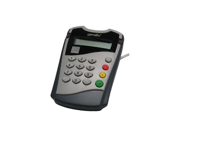 Gemalto IDBridge CT700 USB PINPad smartcard reader ( A1398008A new open box)