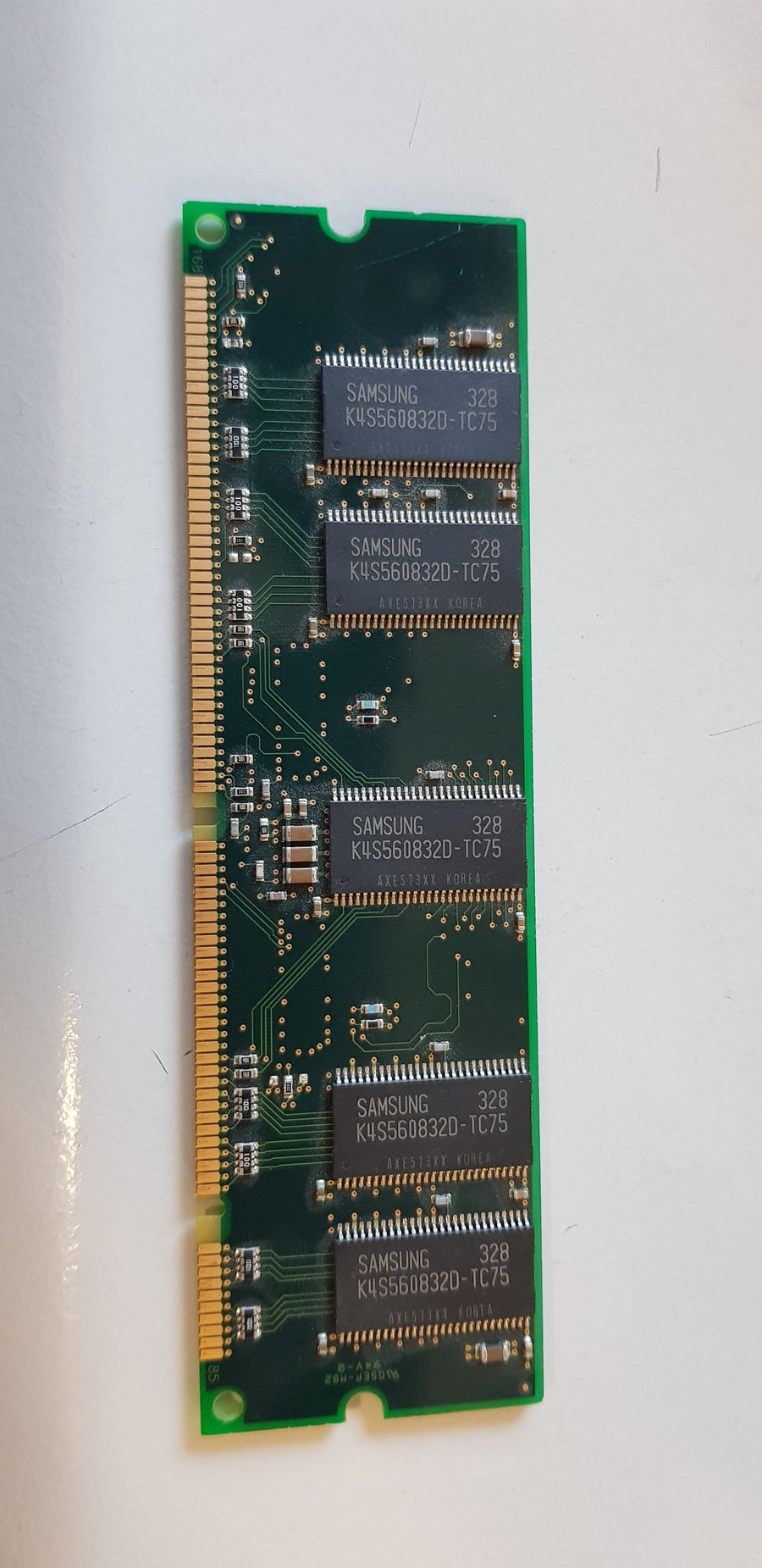 Samsung 256MB PC133R CL3 ECC Registered 168Pin SDRAM DIMM (M390S3253DT1-C7A)