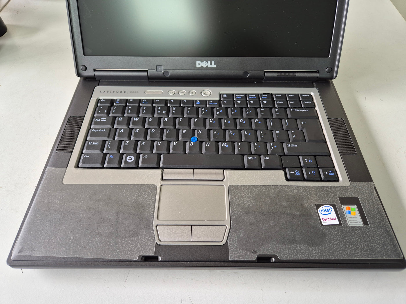 Dell Latitude D830 Core 2 Duo 2.2GHz 4GB RAM DVD NO HDD NO OS 15.4" BATTERY NOT HOLDING CHARGE ( PP04X ) USED