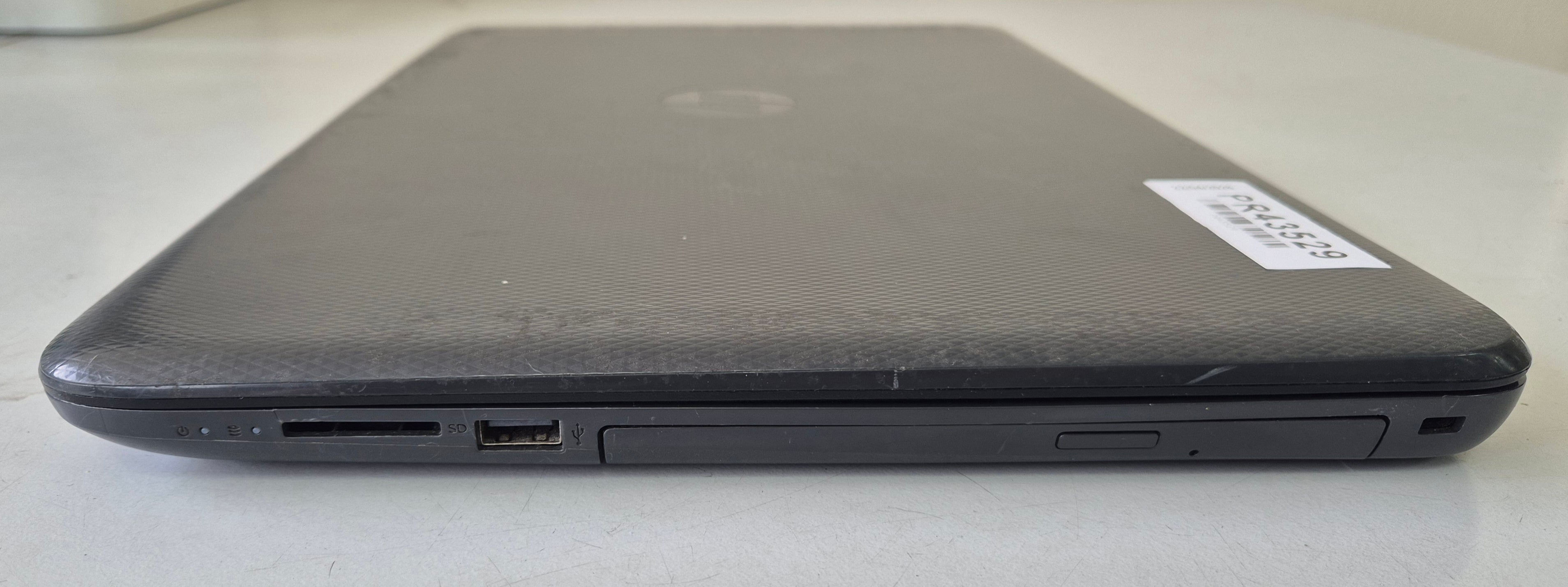HP 250 G4 15.6" i3 2GHz DVD NO HDD NO OS Damaged Screen ( N1A78EA#ABU ) SPR